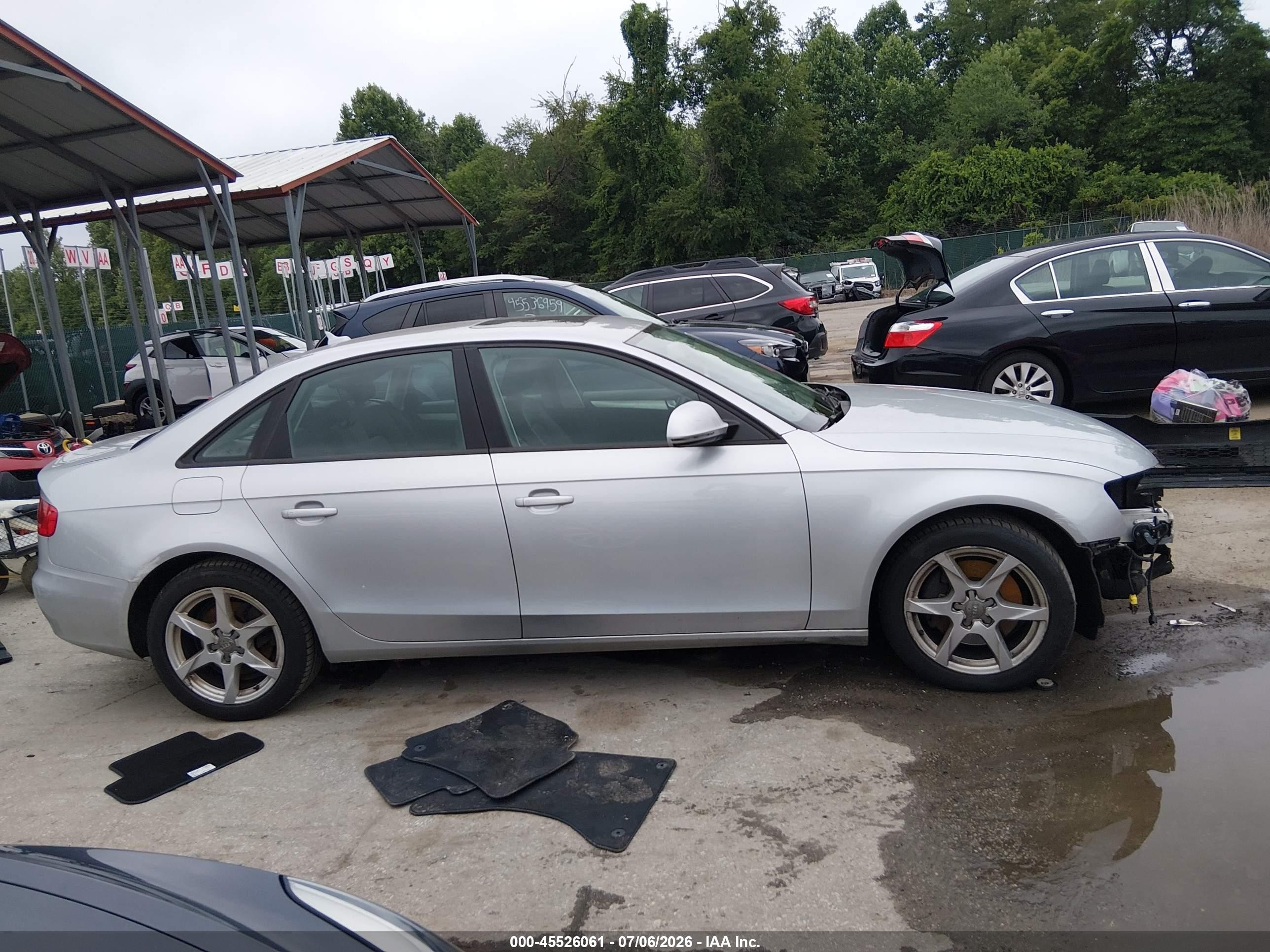 2009 Audi A4 2.0t Premium Silver vin: WAUJF78K89N046951