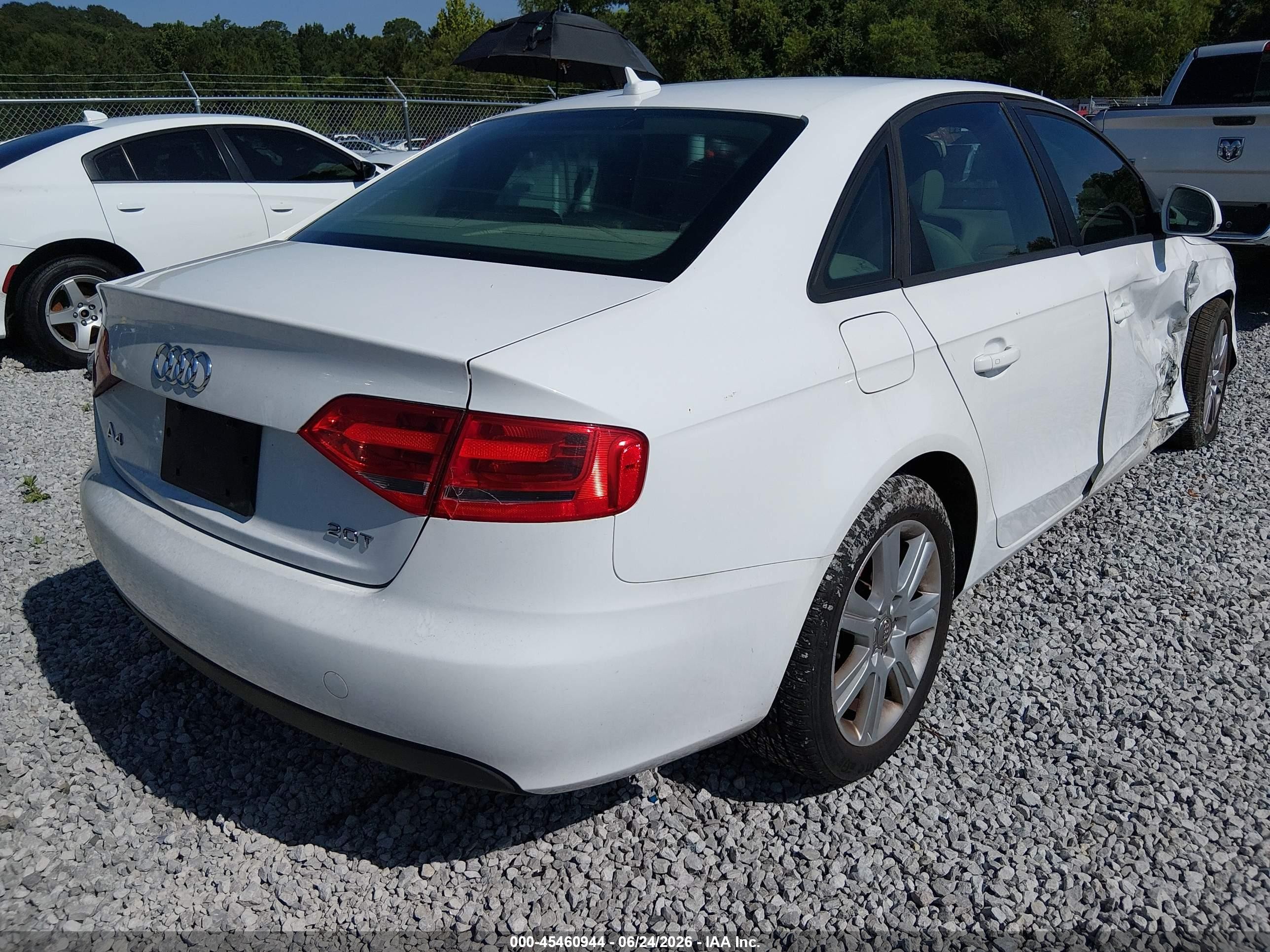 2009 Audi A4 2.0t Premium White vin: WAUJF78K89N065497