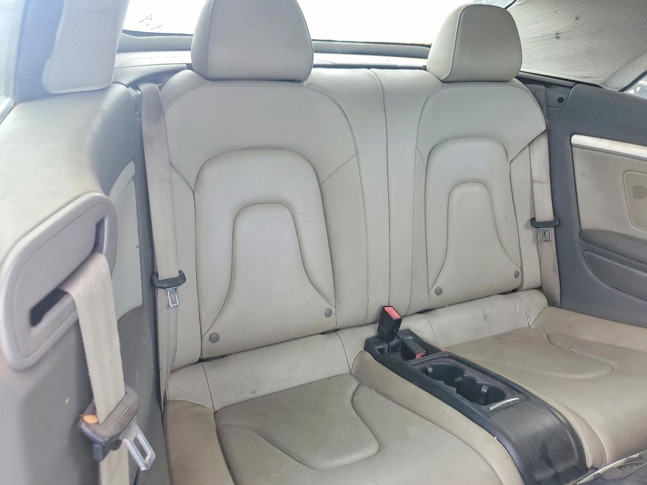 2010 Audi A5 Premium Plus Black vin: WAUJFAFH1AN007546