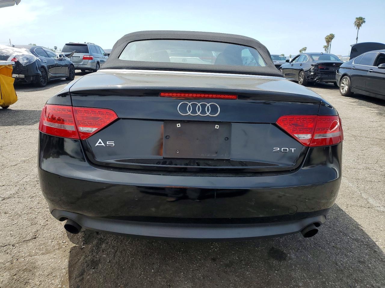 2010 Audi A5 Premium Plus Black vin: WAUJFAFH1AN011581