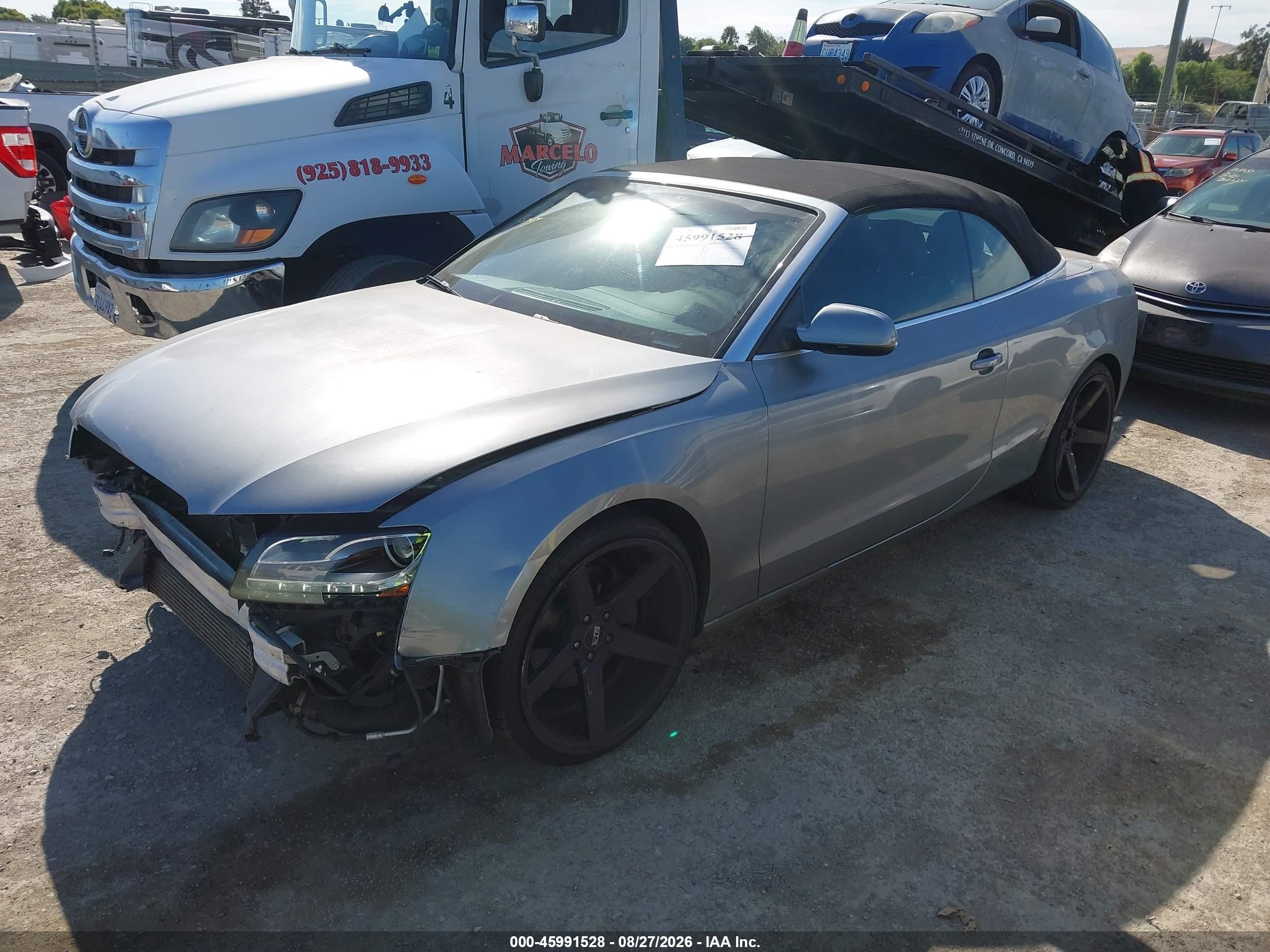2010 Audi A5 2.0t Premium Gray vin: WAUJFAFH1AN014061