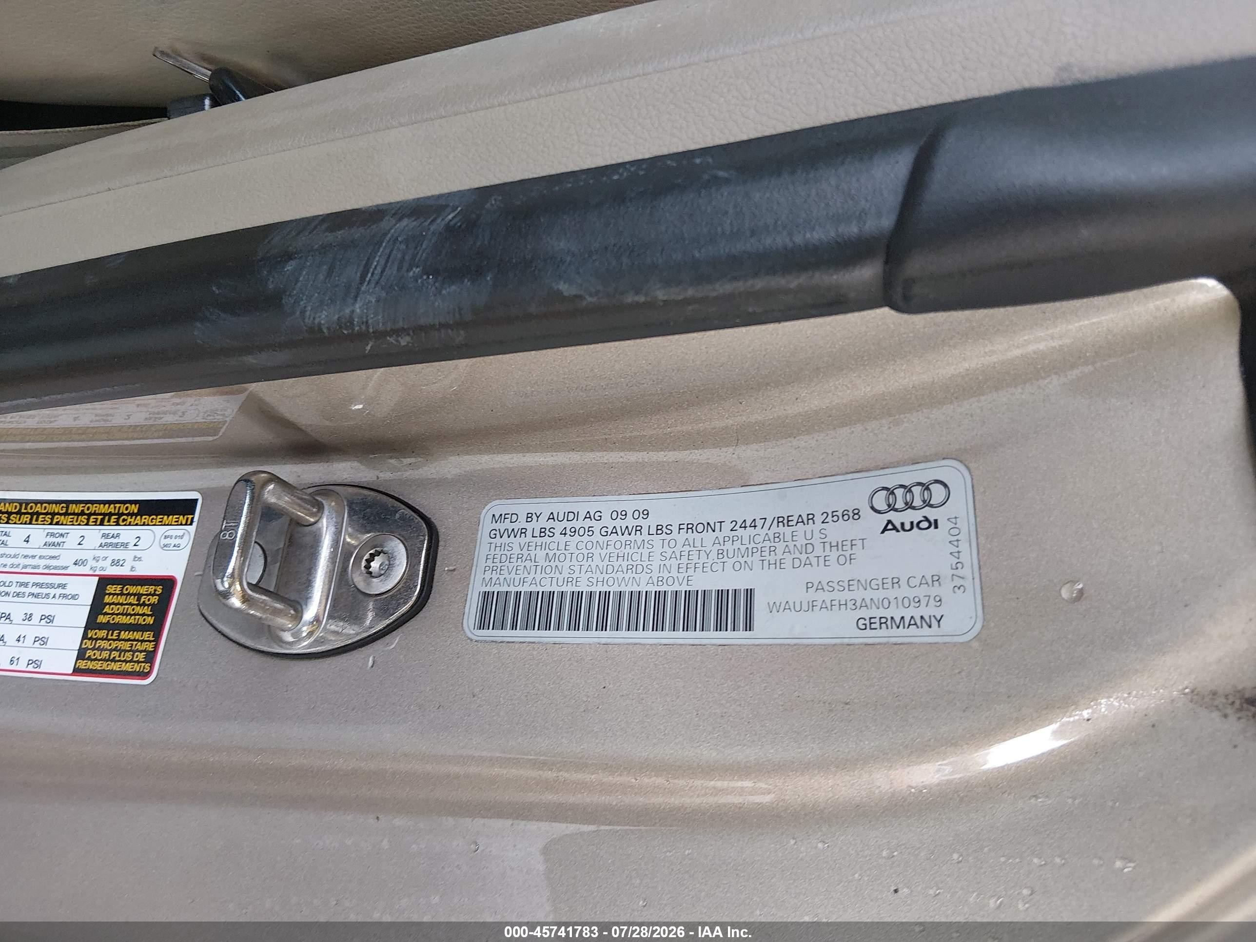 2010 Audi A5 2.0t Premium Gold vin: WAUJFAFH3AN010979