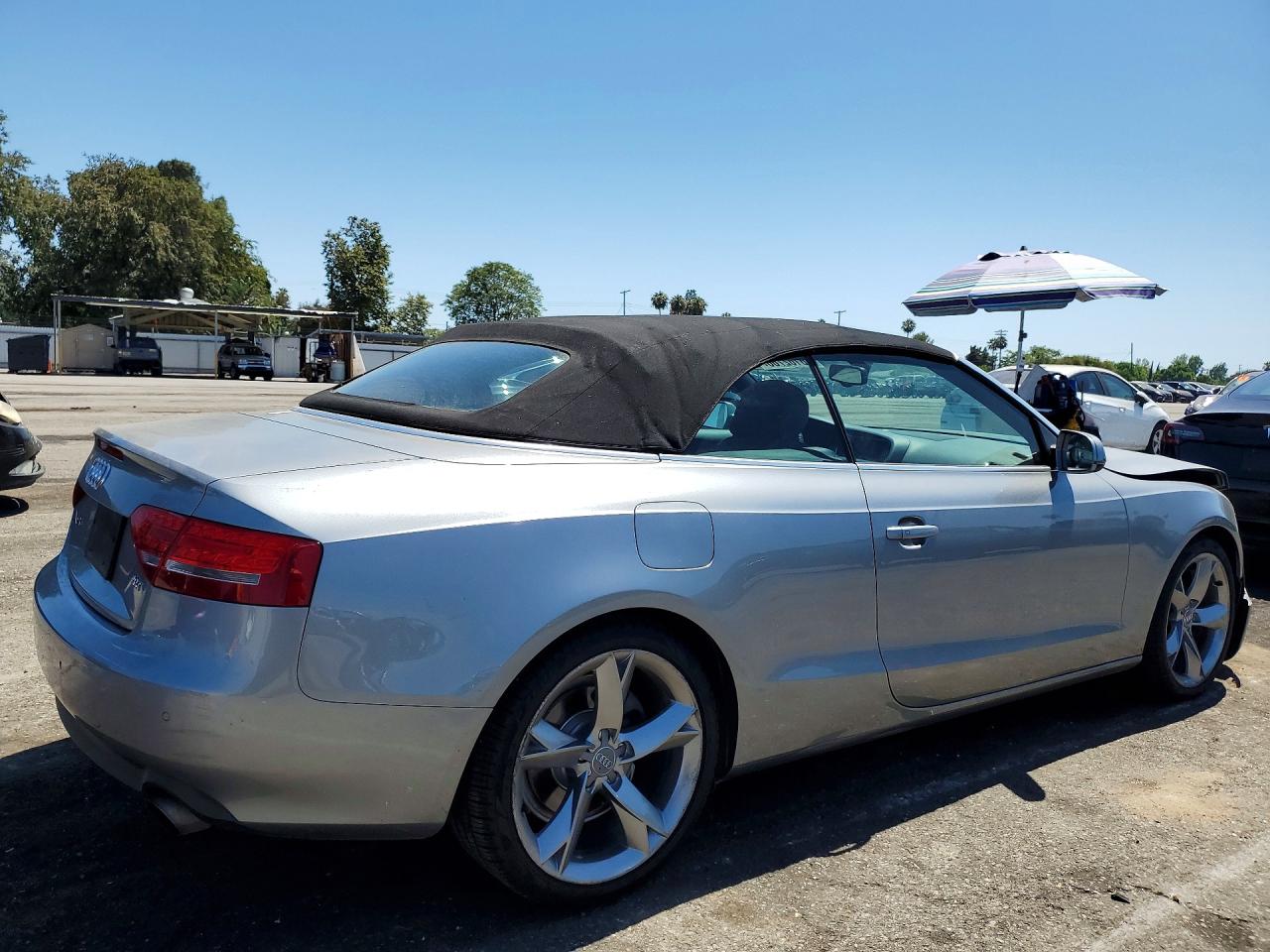 2011 Audi A5 Premium Plus Gray vin: WAUJFAFH3BN008411