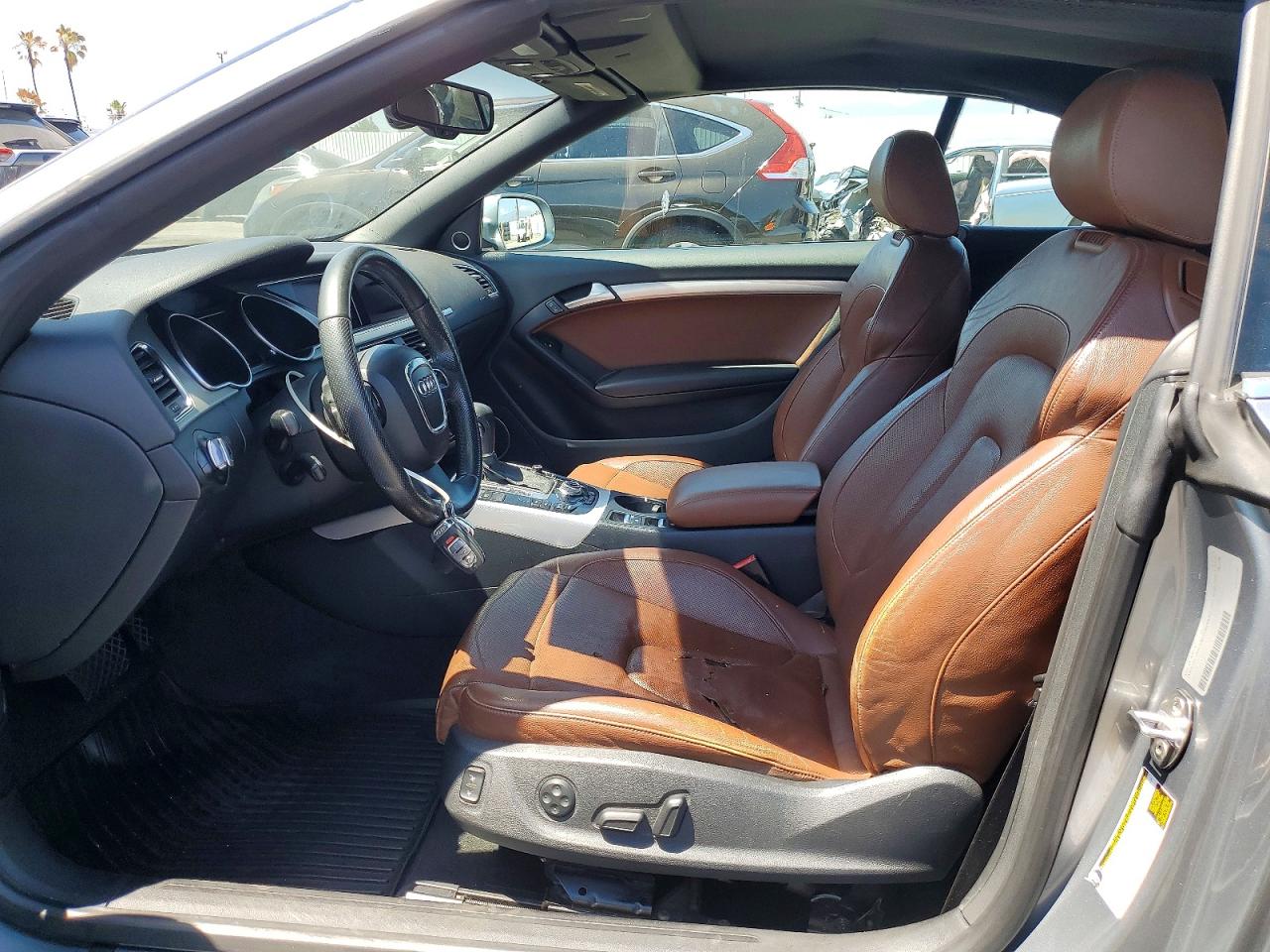 2011 Audi A5 Premium Plus Gray vin: WAUJFAFH3BN008411