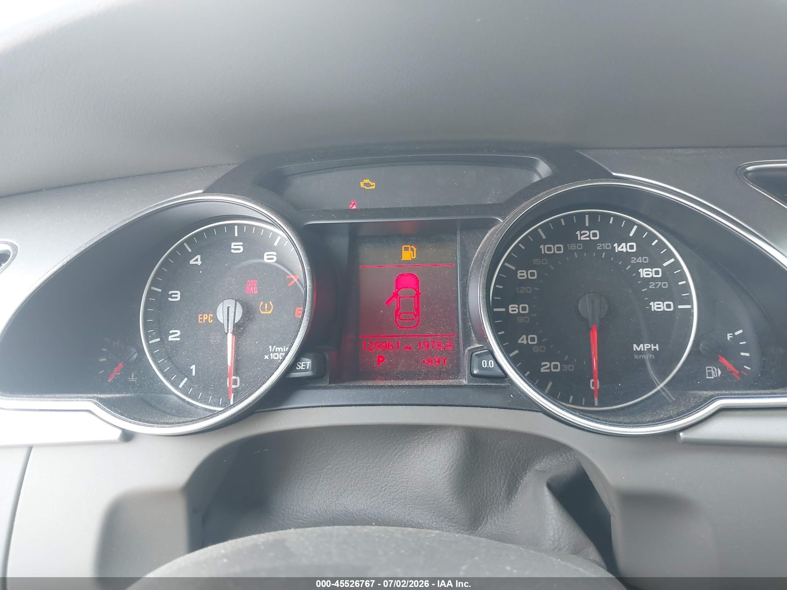 2010 Audi A5 2.0t Premium White vin: WAUJFAFH4AN024549