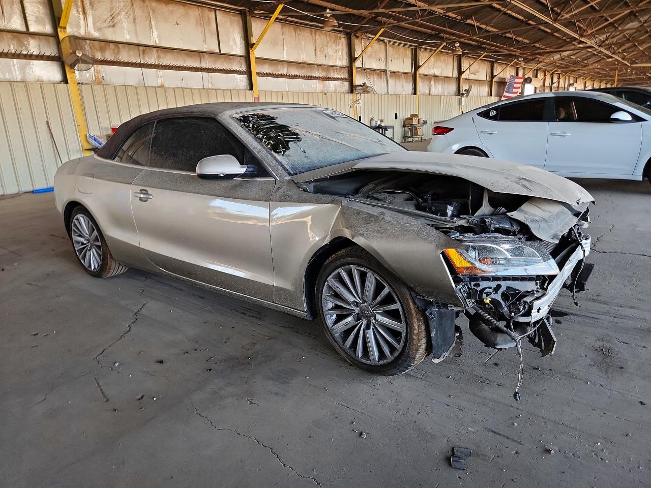 2010 Audi A5 Premium Plus Tan vin: WAUJFAFH5AN013091