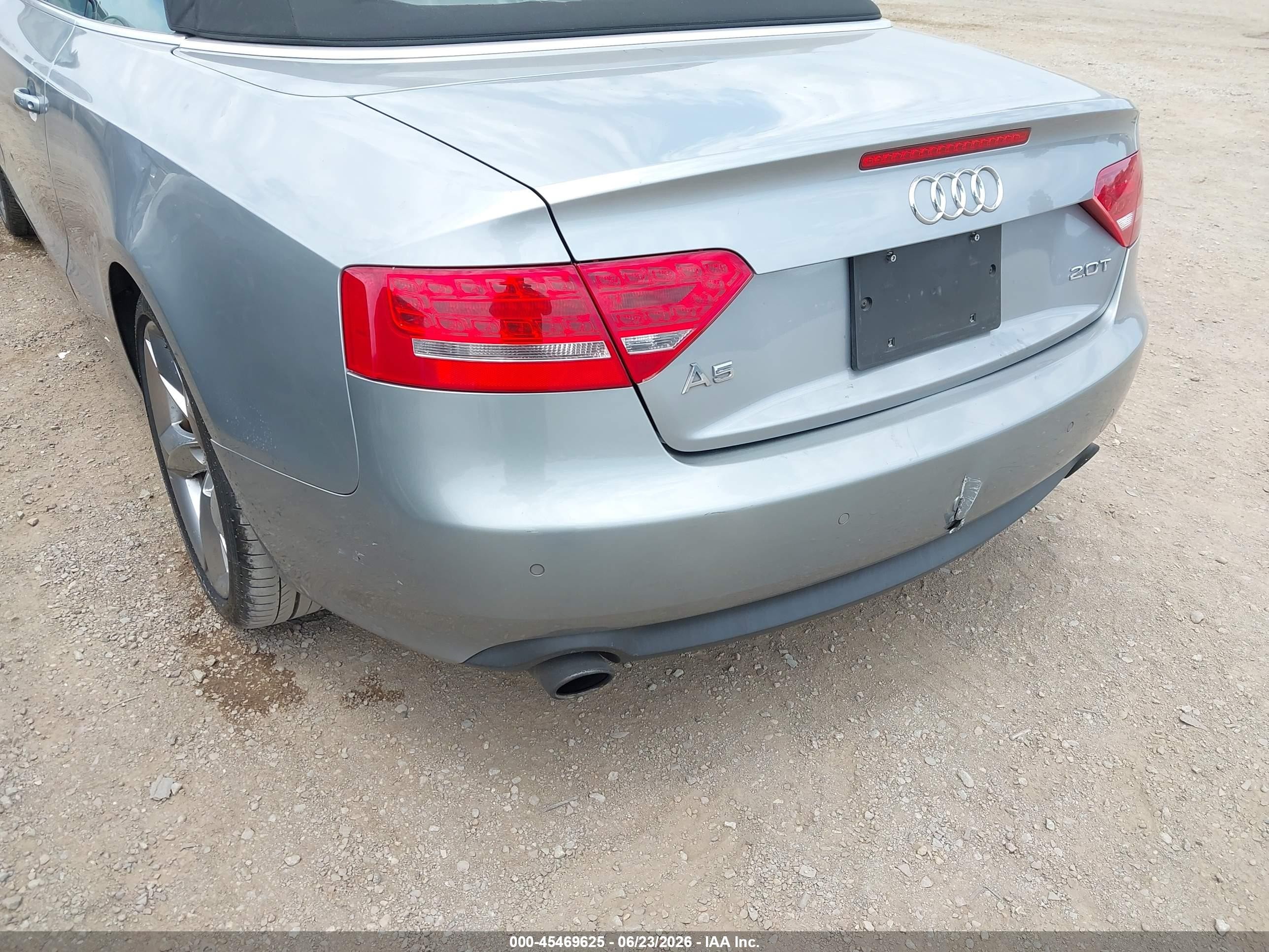 2011 Audi A5 2.0t Premium Gray vin: WAUJFAFH6BN009908