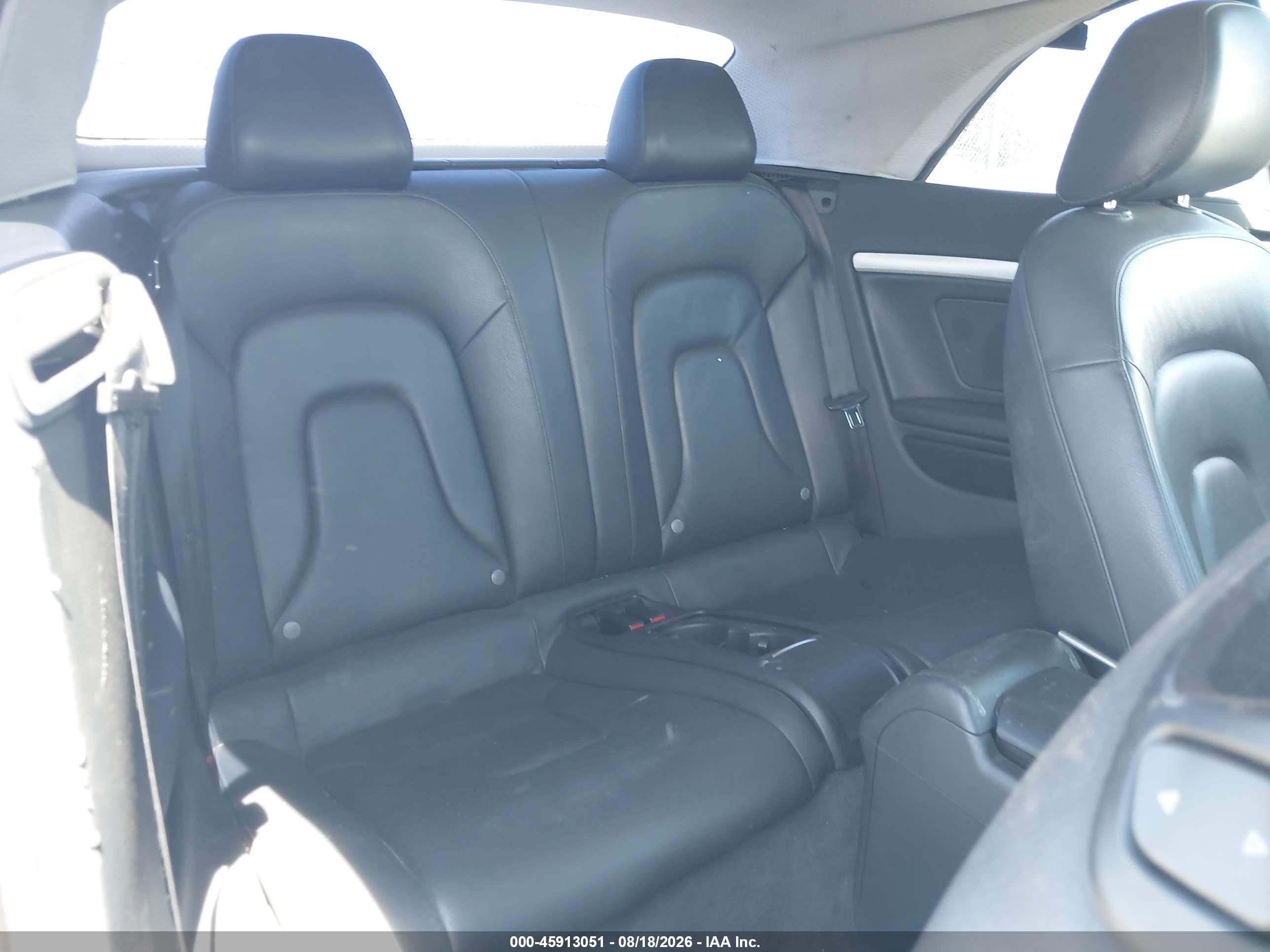 2014 Audi A5 2.0t Premium Черный vin: WAUJFAFH6EN003787