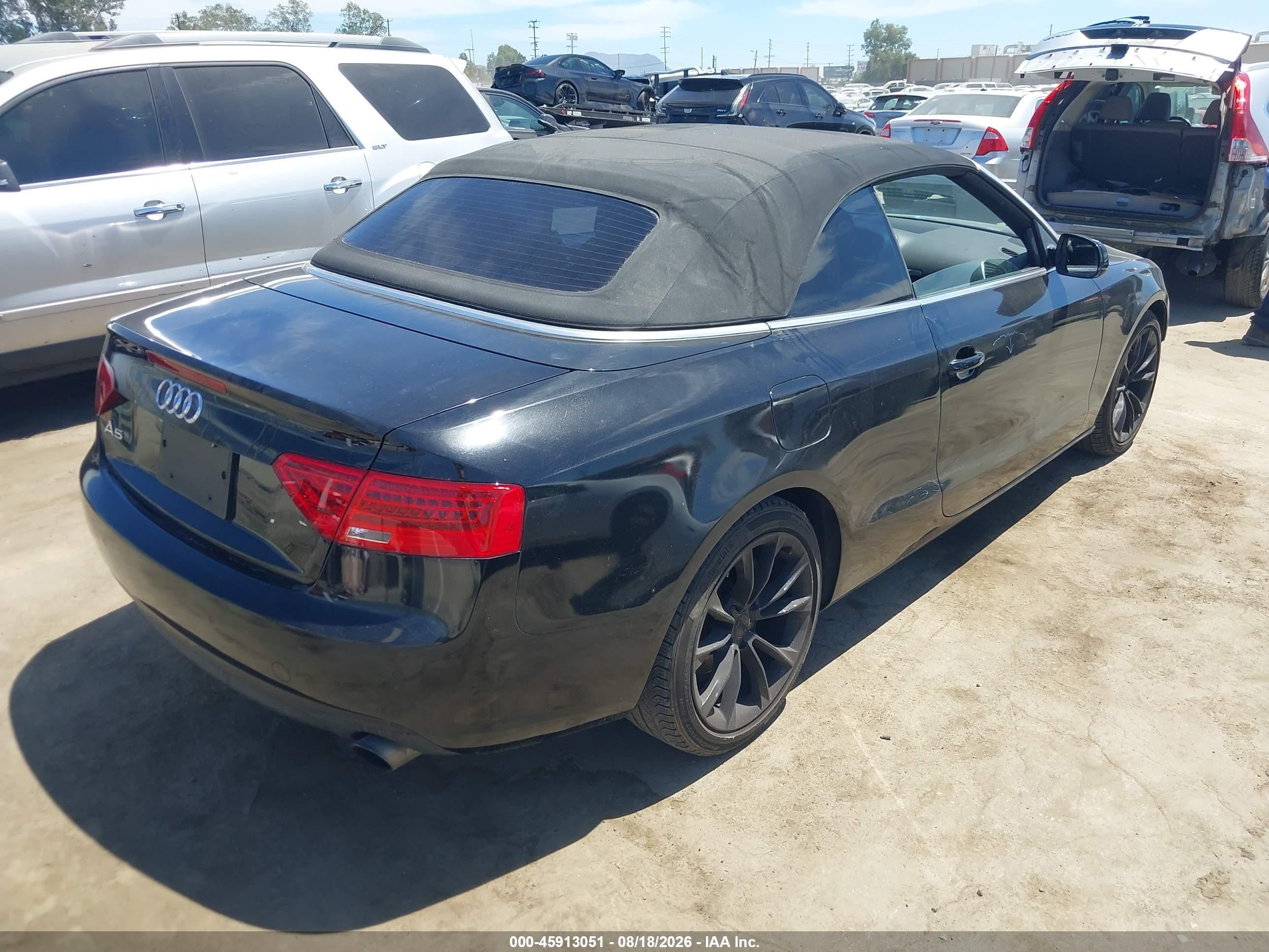 2014 Audi A5 2.0t Premium Черный vin: WAUJFAFH6EN003787