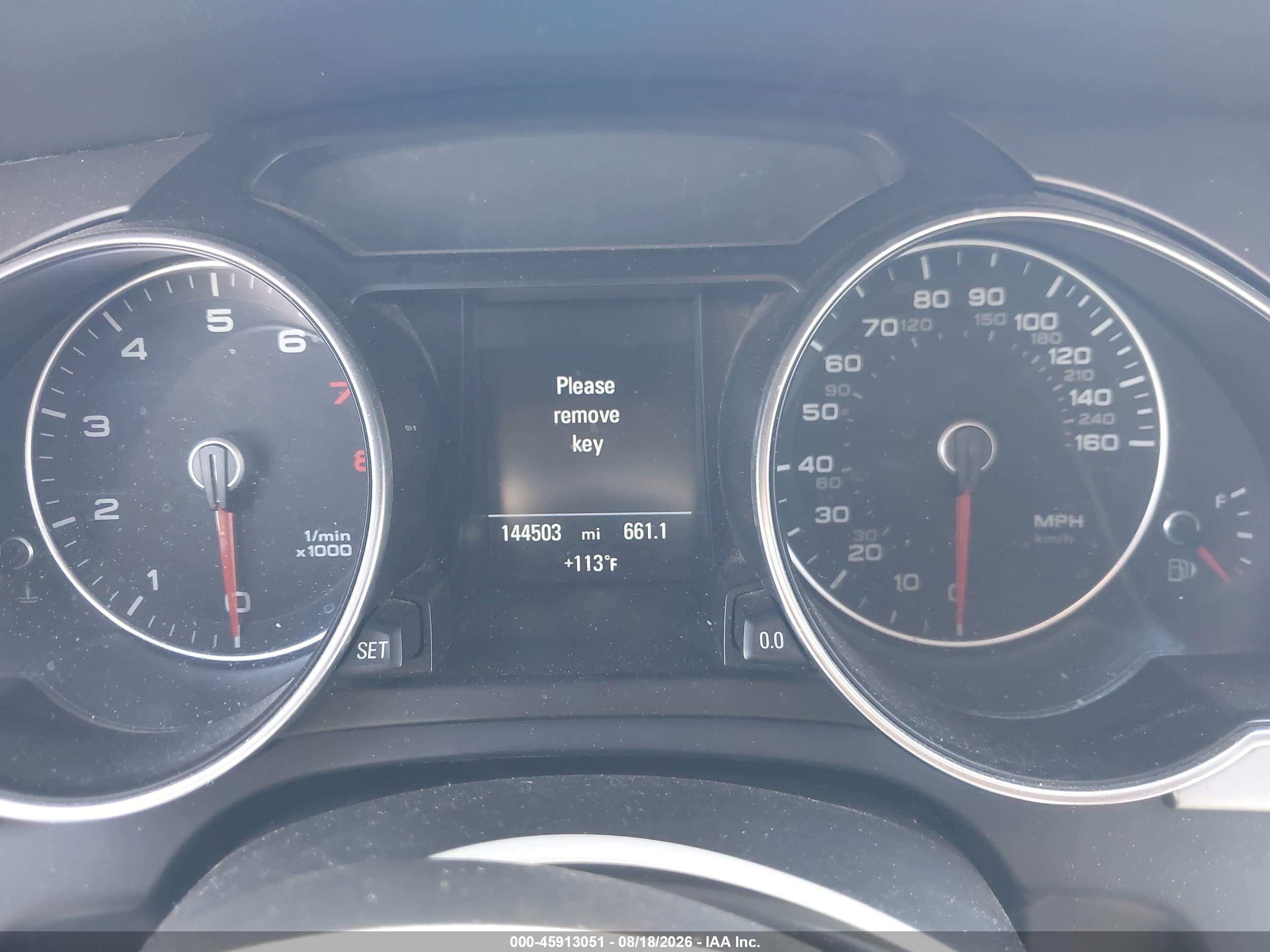 2014 Audi A5 2.0t Premium Черный vin: WAUJFAFH6EN003787
