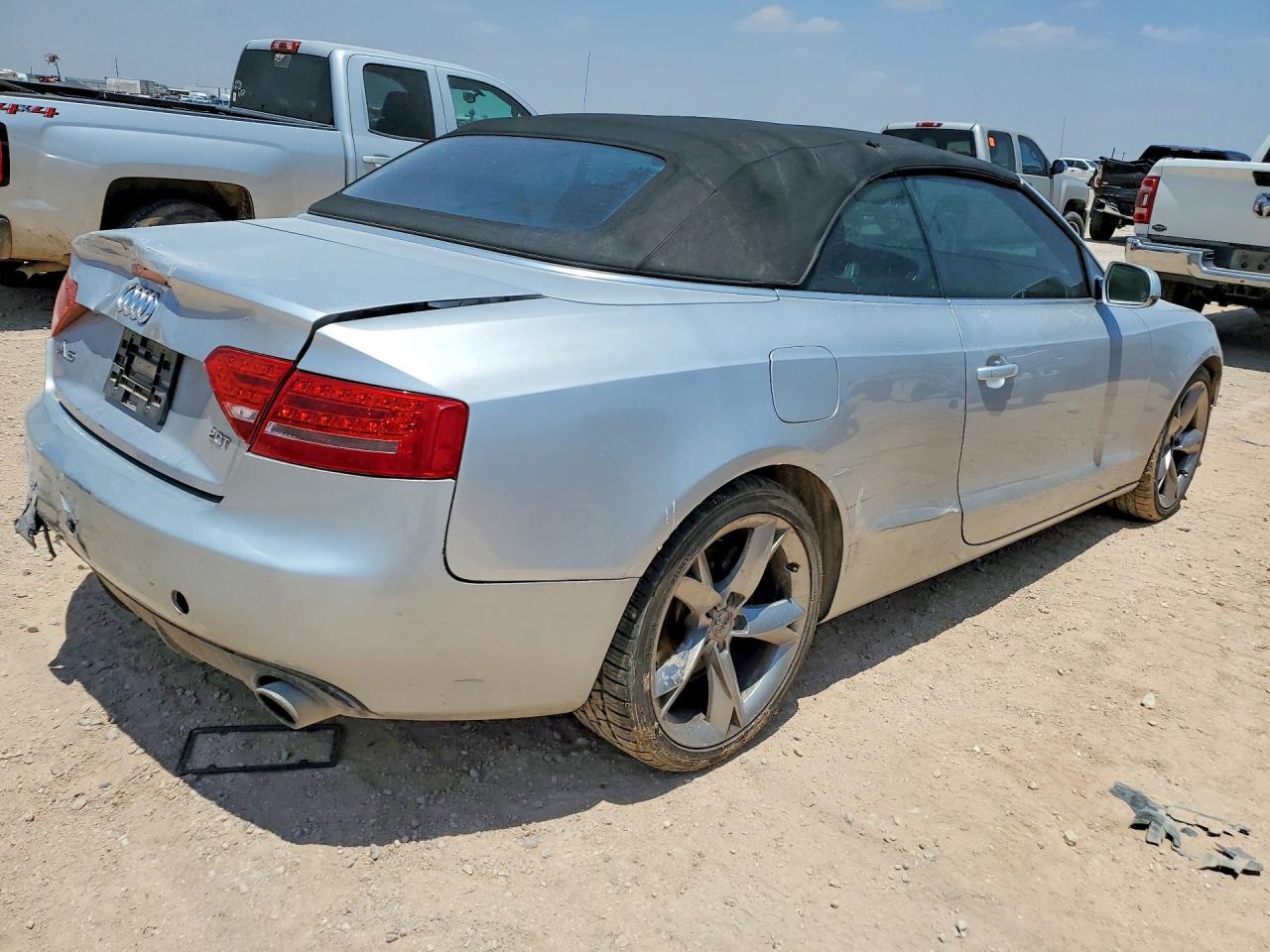 2012 Audi A5 Premium Plus Серебряный vin: WAUJFAFH7CN007828