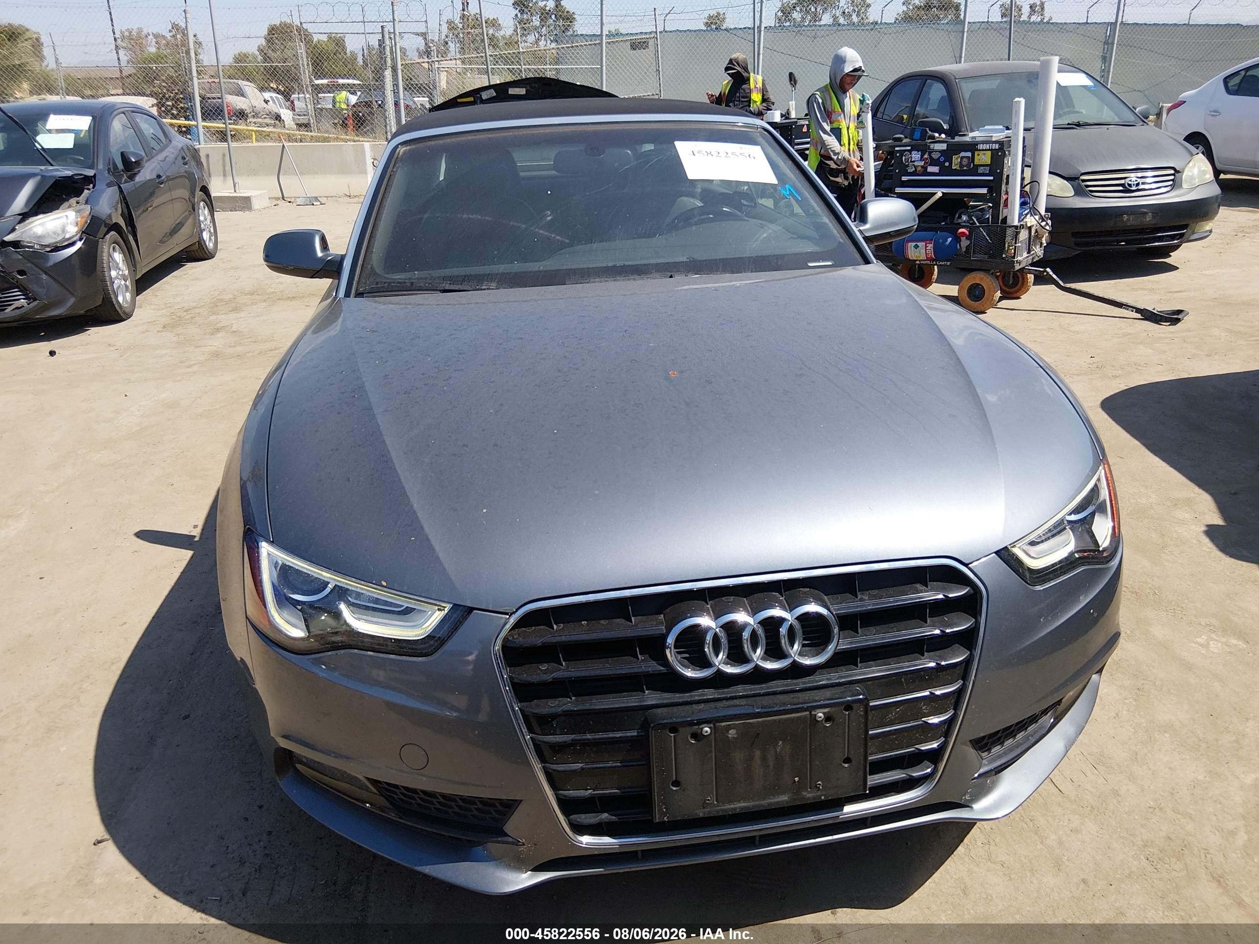 2014 Audi A5 2.0t Premium Gray vin: WAUJFAFH7EN007427