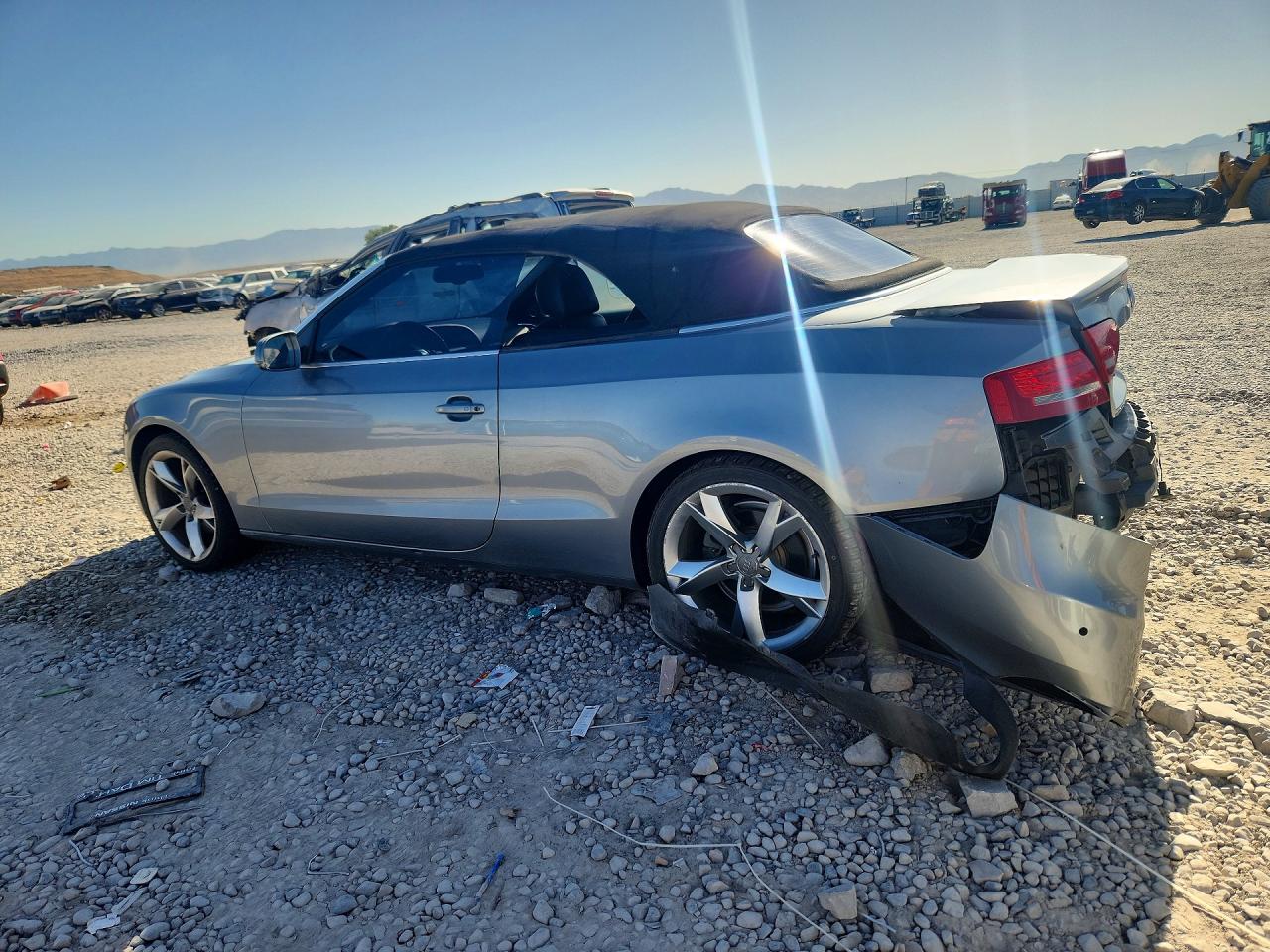 2011 Audi A5 Premium Plus Silver vin: WAUJFAFH8BN012129