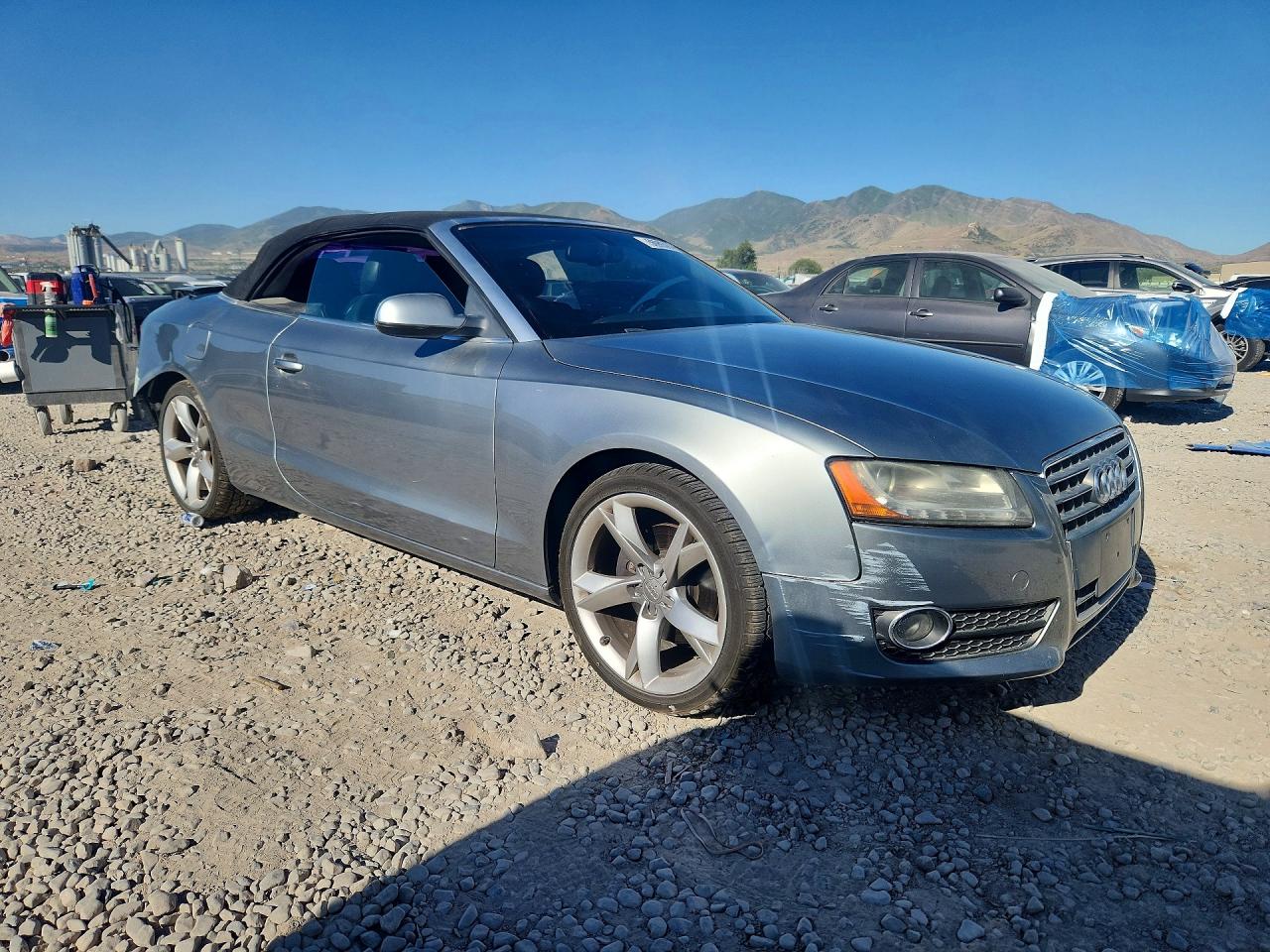 2011 Audi A5 Premium Plus Silver vin: WAUJFAFH8BN012129