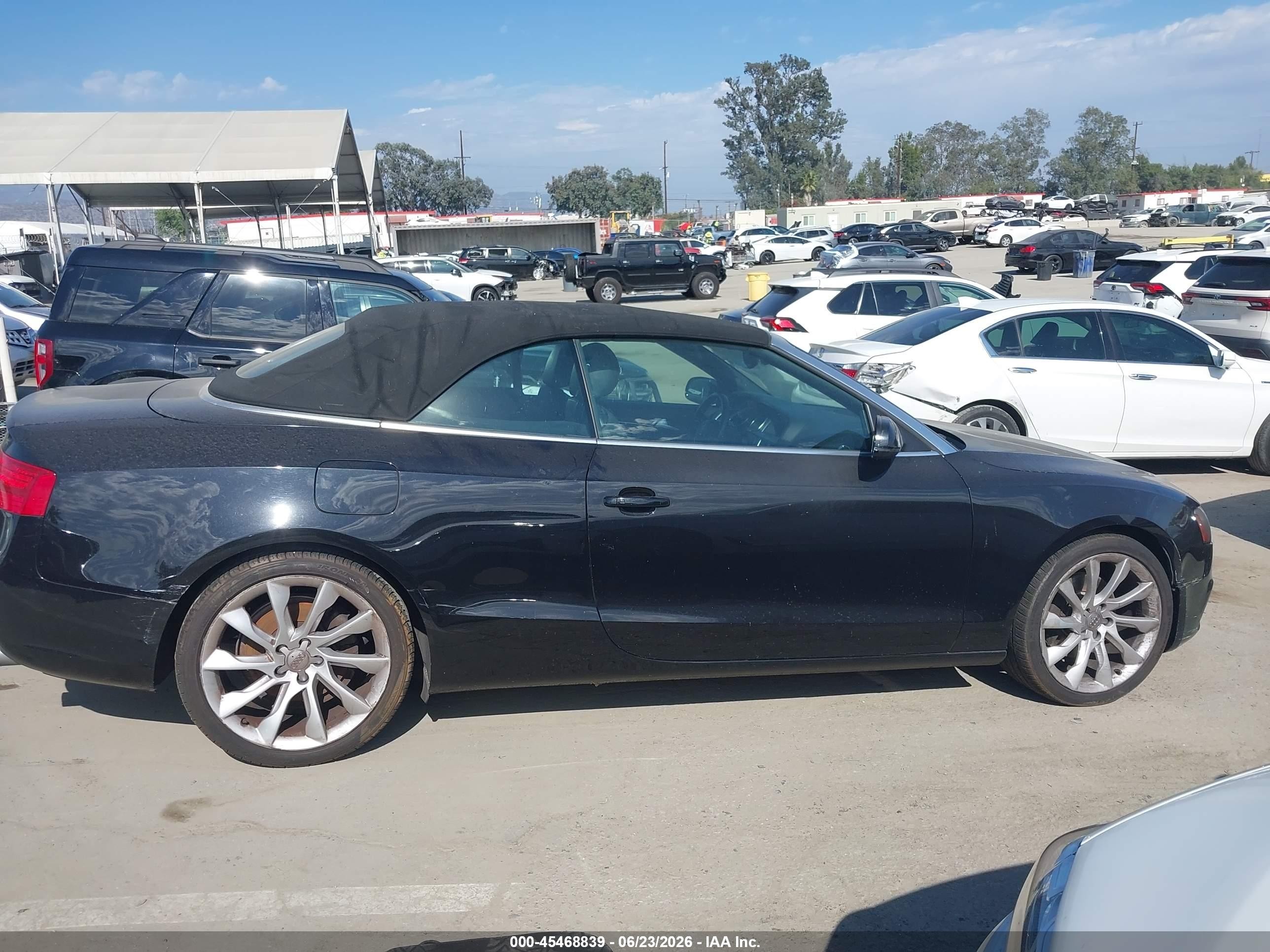 2014 Audi A5 2.0t Premium Black vin: WAUJFAFH9EN005310