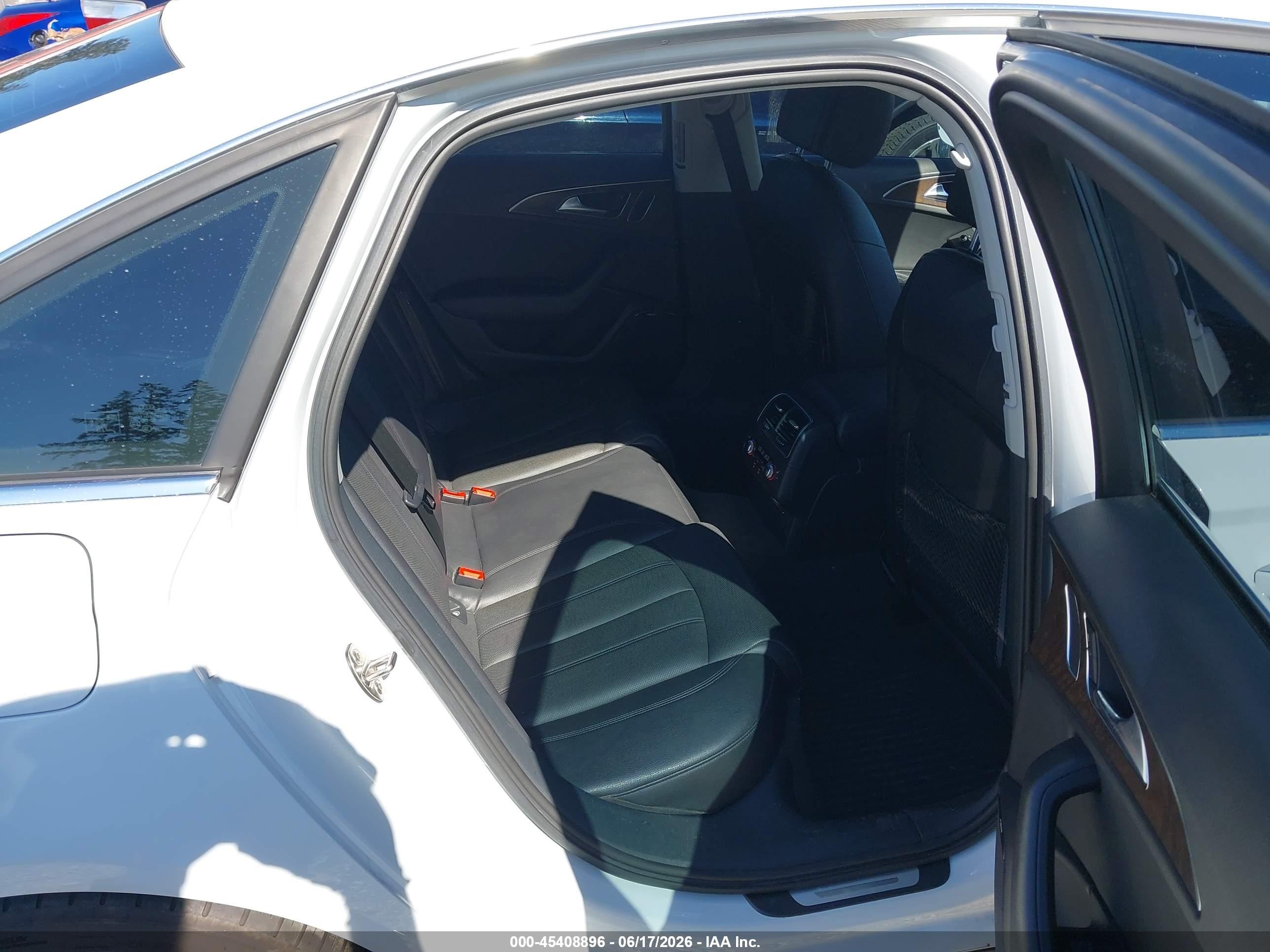 2013 Audi A6 3.0t Premium White vin: WAUJGAFC6DN081468