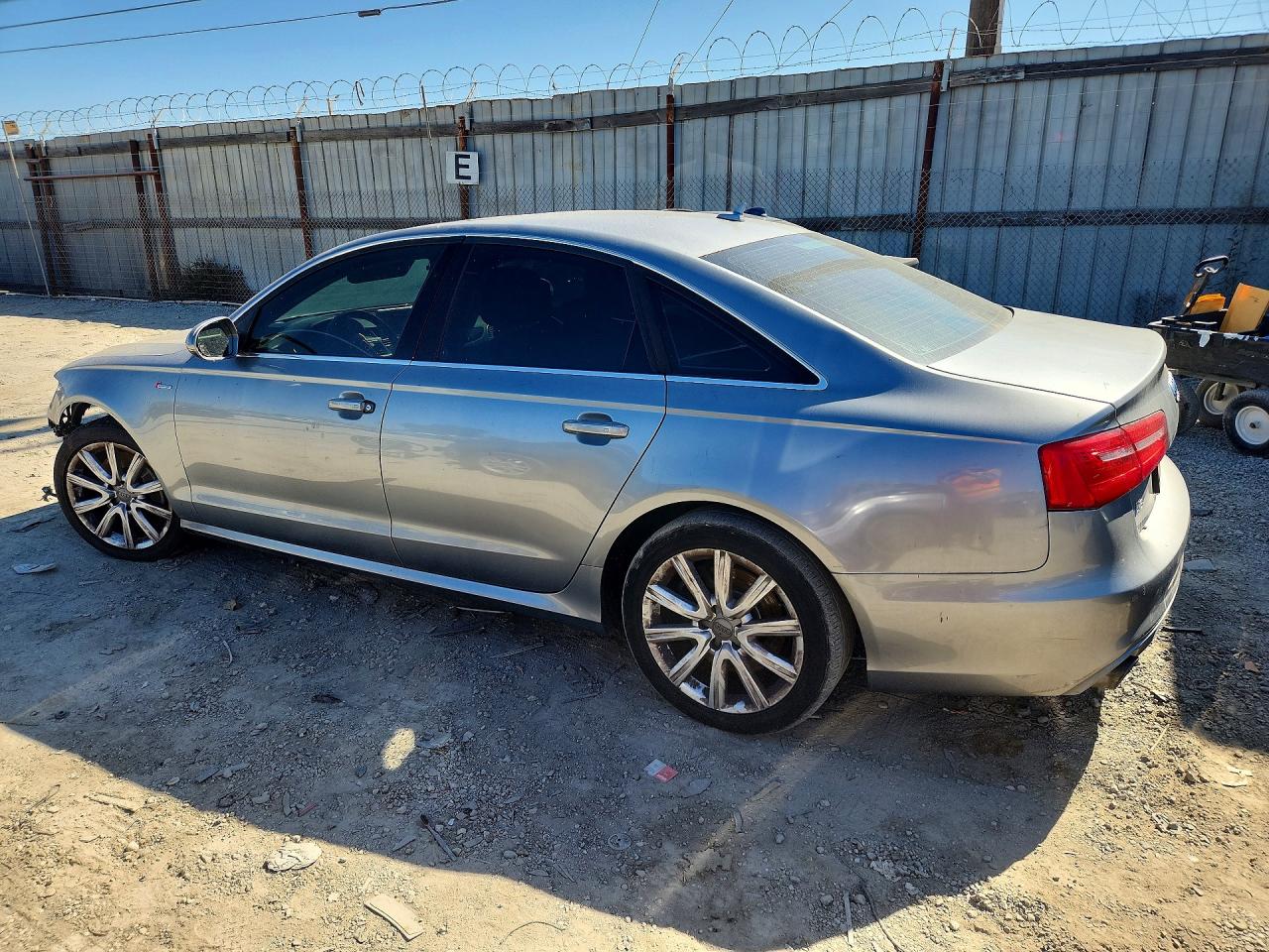 2012 Audi A6 Prestige Серебряный vin: WAUJGAFC8CN066646