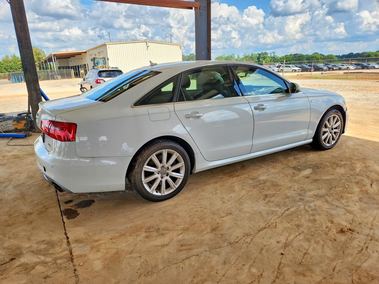 2013 Audi A6 Prestige White vin: WAUJGAFCXDN010080