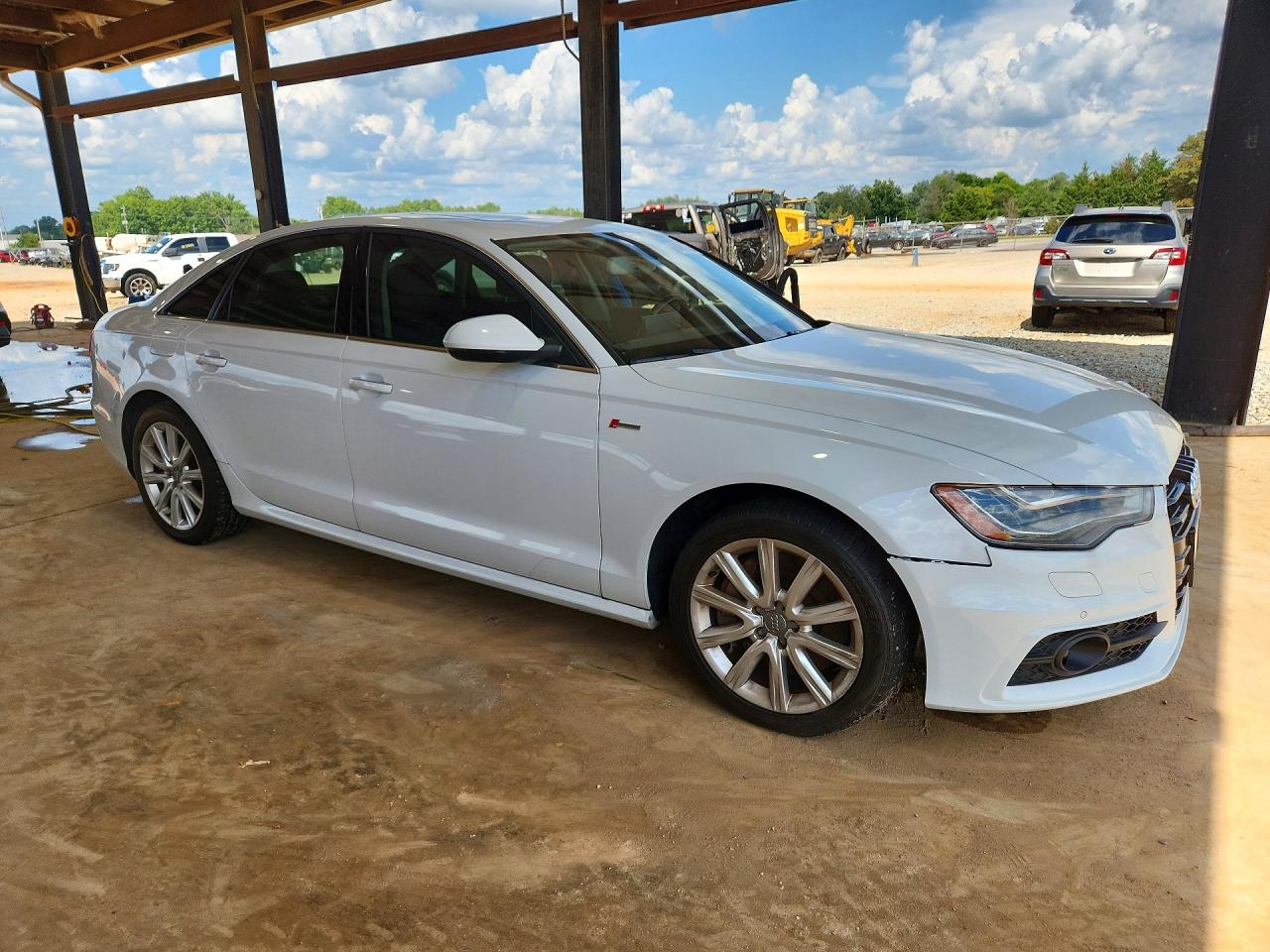 2013 Audi A6 Prestige White vin: WAUJGAFCXDN010080