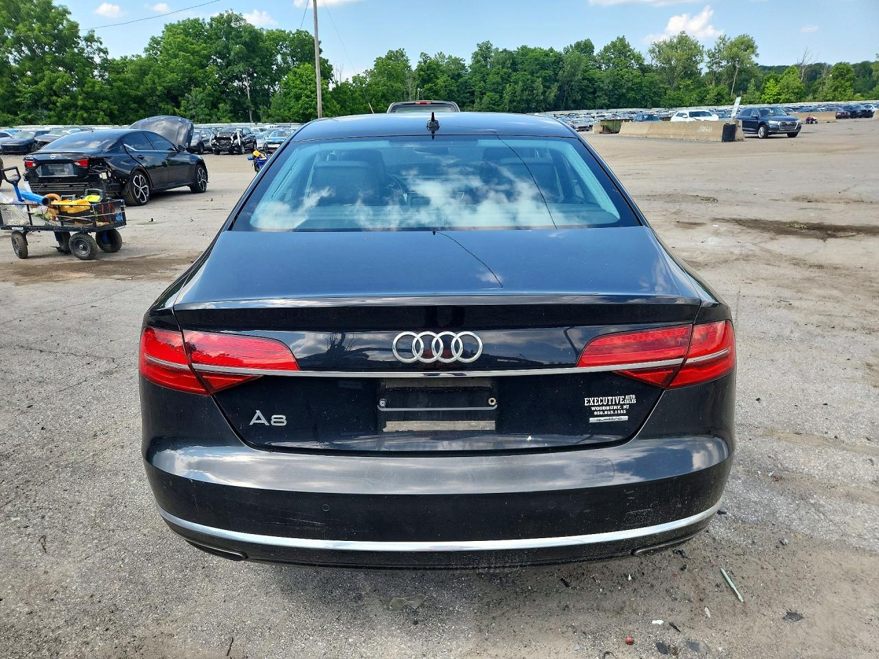 2015 Audi A8 Quattro Black vin: WAUJGAFD0FN008950