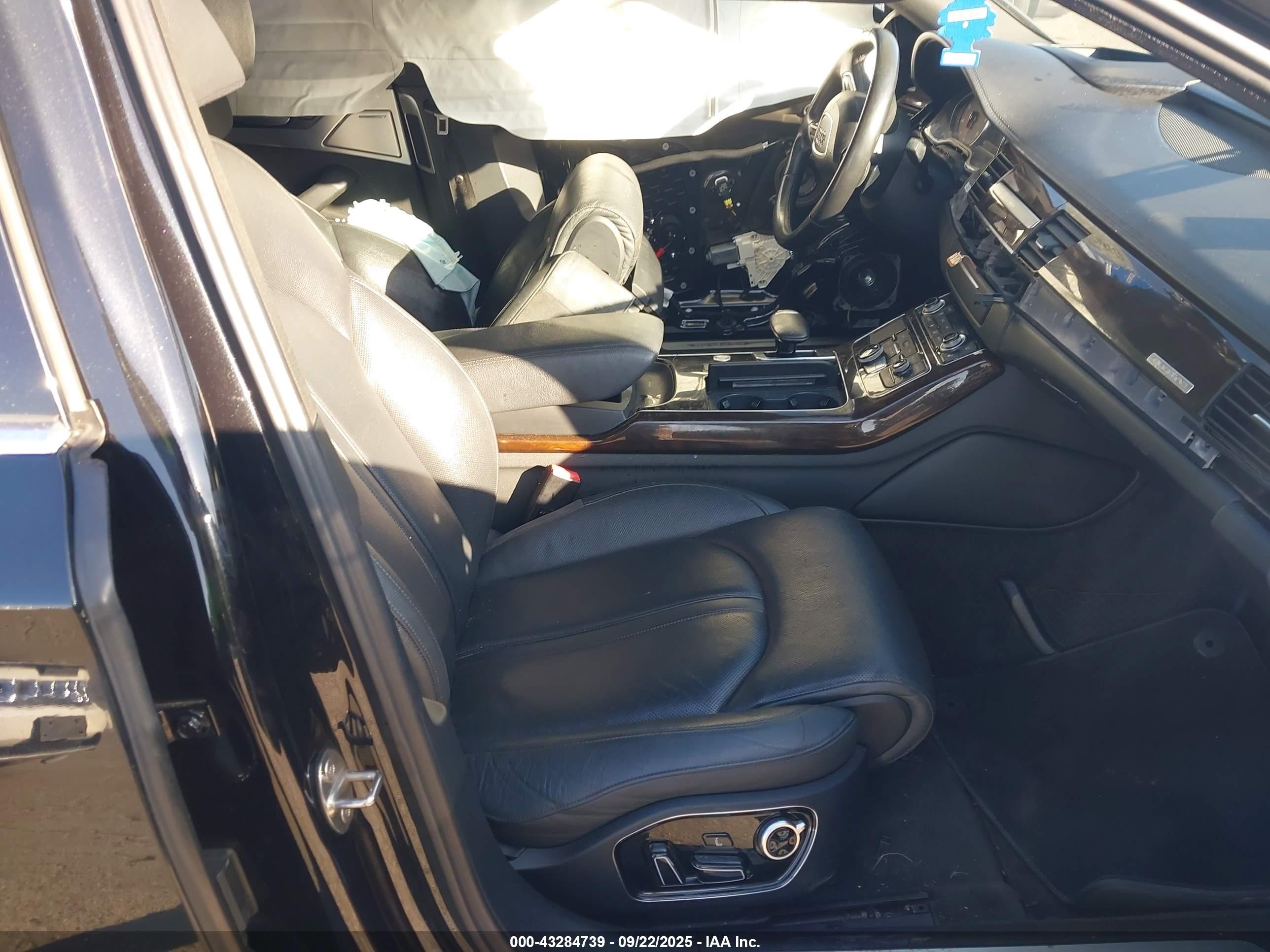 2015 Audi A8 3.0t Black vin: WAUJGAFD7FN032176
