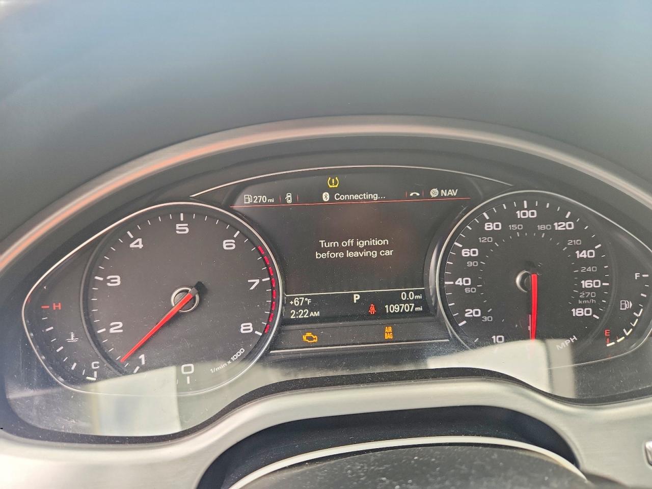 2015 Audi A8 Quattro White vin: WAUJGAFD8FN019937