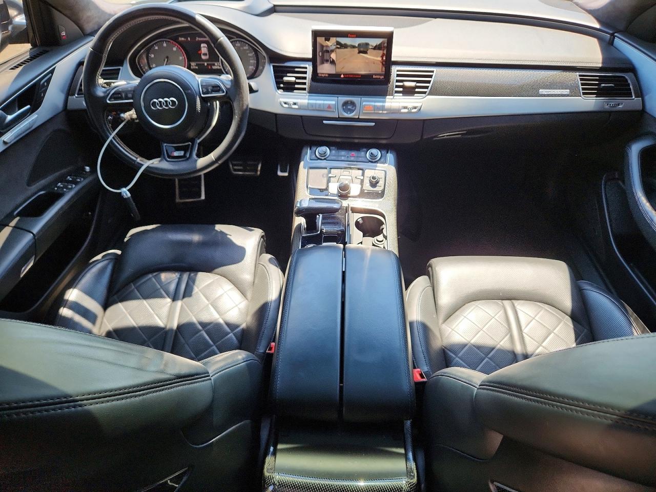 2016 Audi S8 Quattro Black vin: WAUJSAFD4GN008742