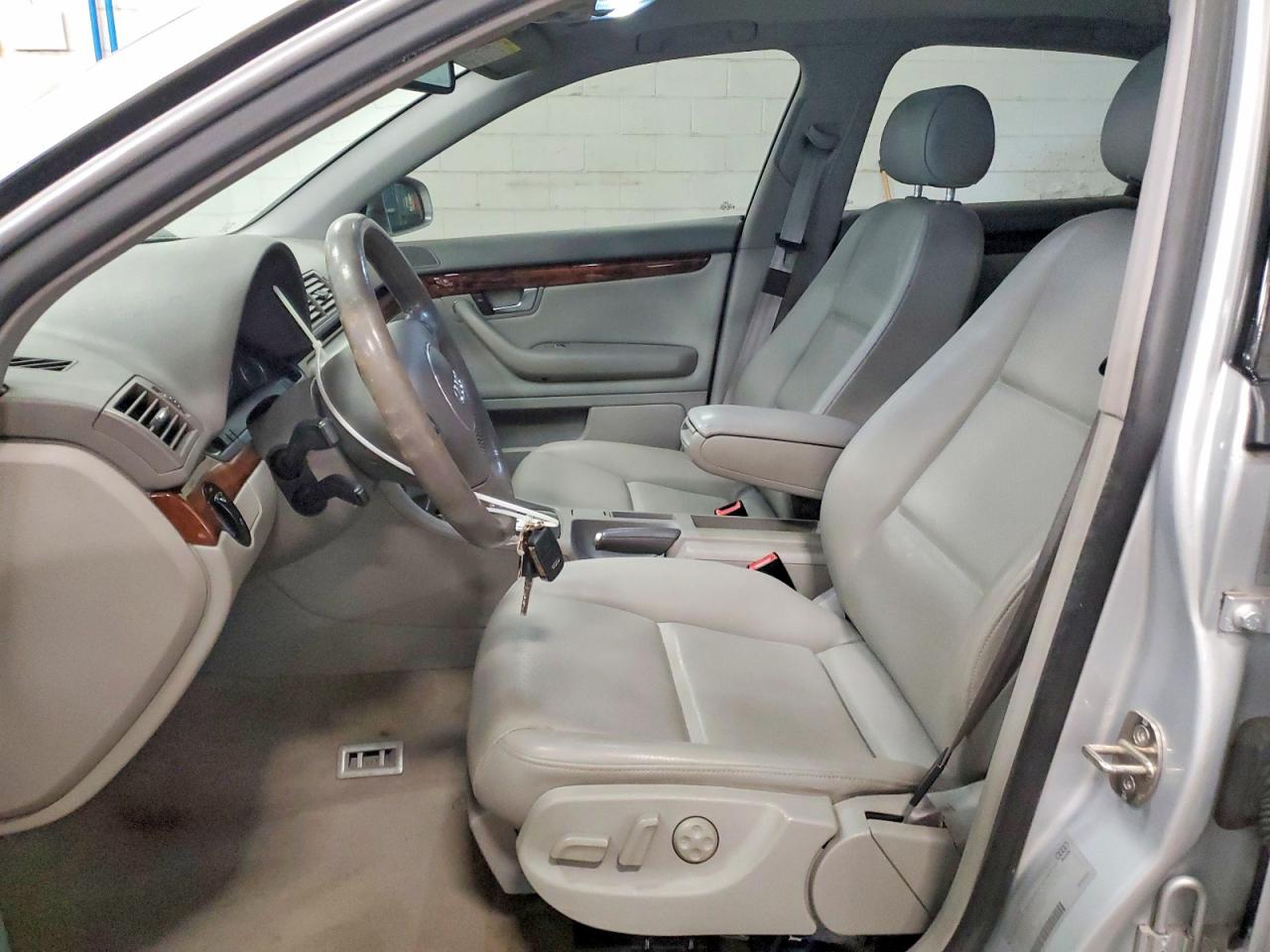 2002 Audi A4 3.0 Silver vin: WAUJT68EX2A295150