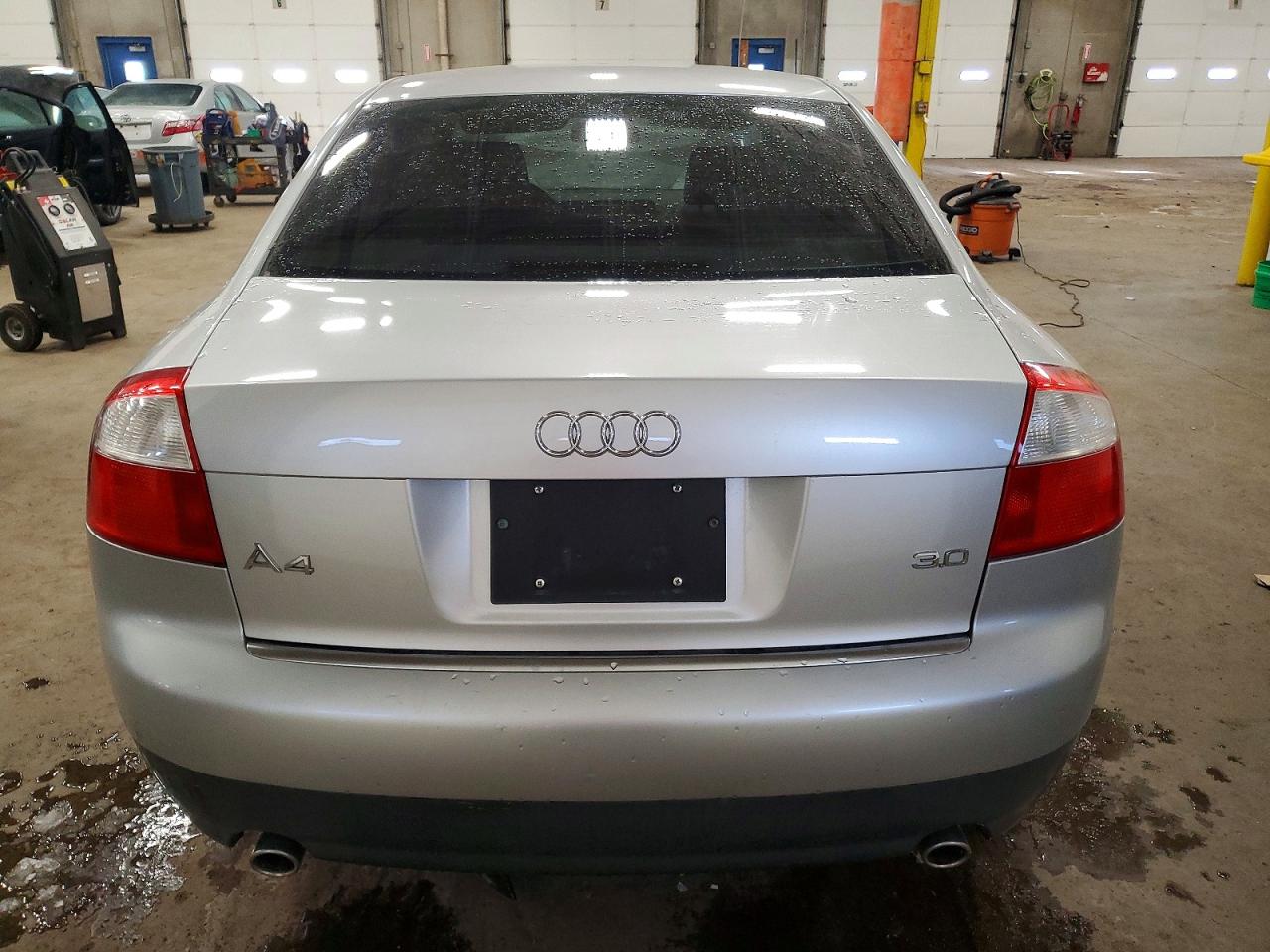 2002 Audi A4 3.0 Silver vin: WAUJT68EX2A295150