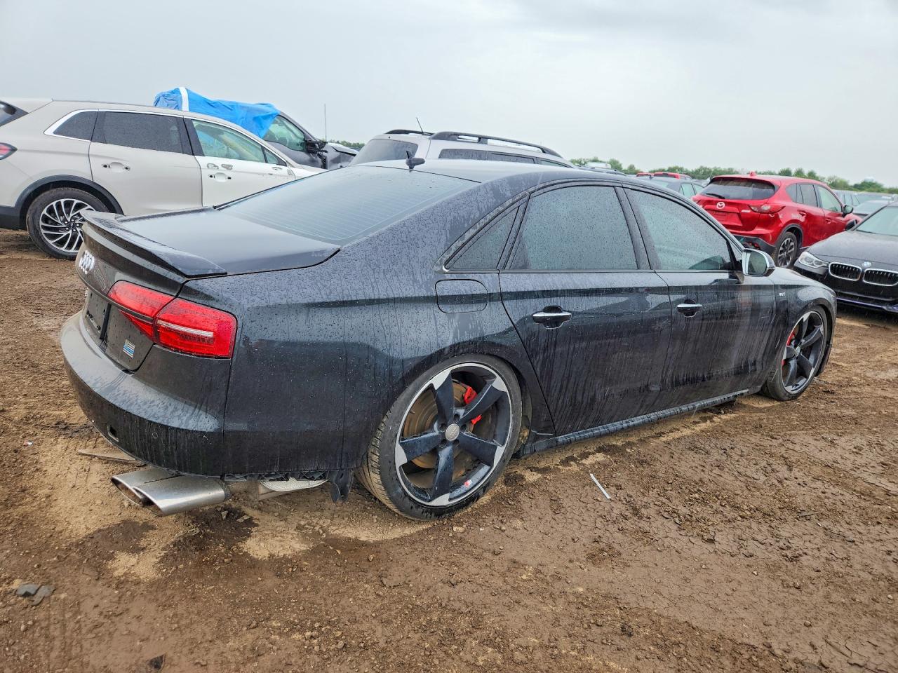 2015 Audi S8 Quattro Black vin: WAUK2AFD5FN015248