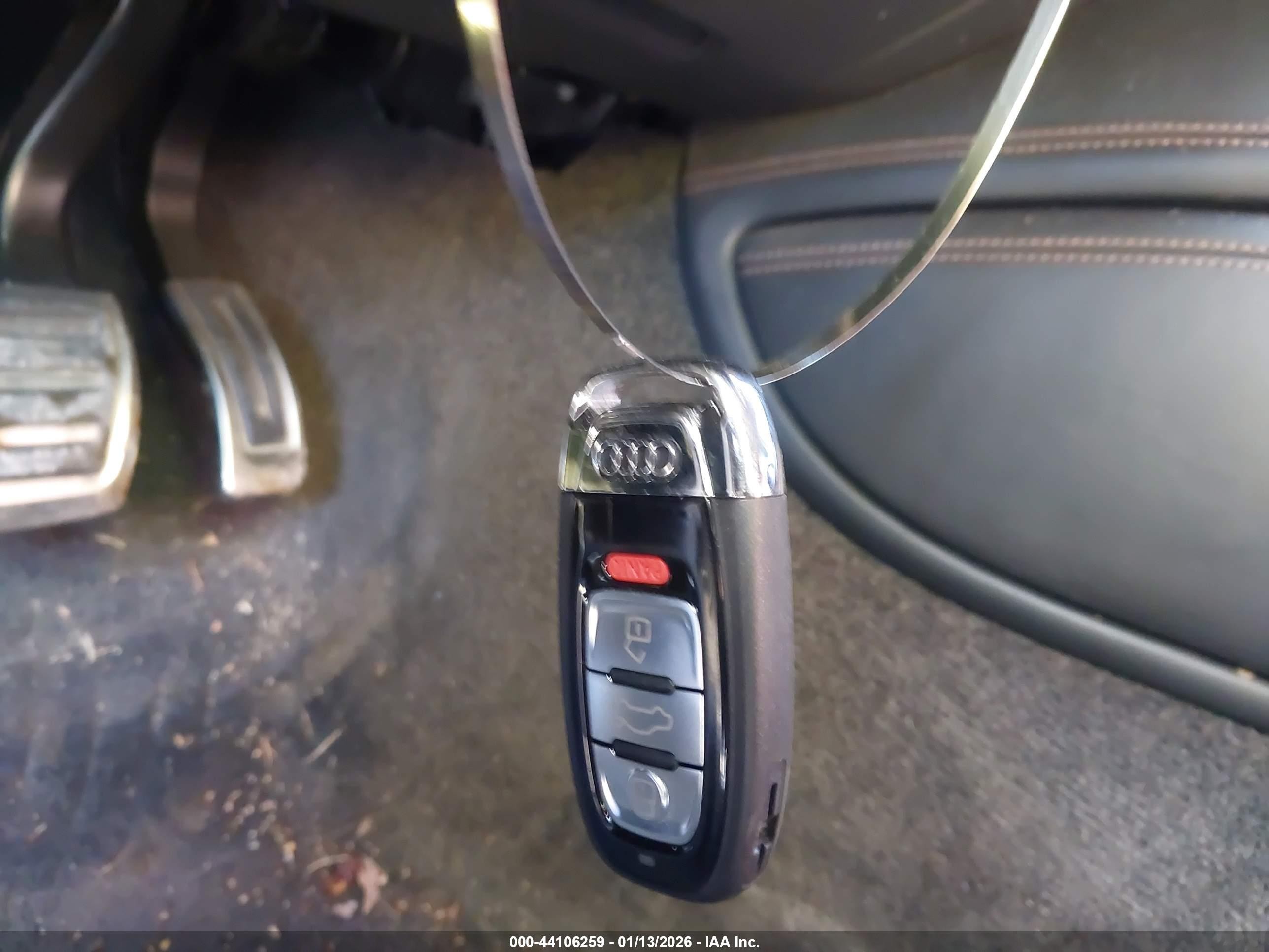 2015 Audi S8 4.0t Gray vin: WAUK2AFD9FN008271
