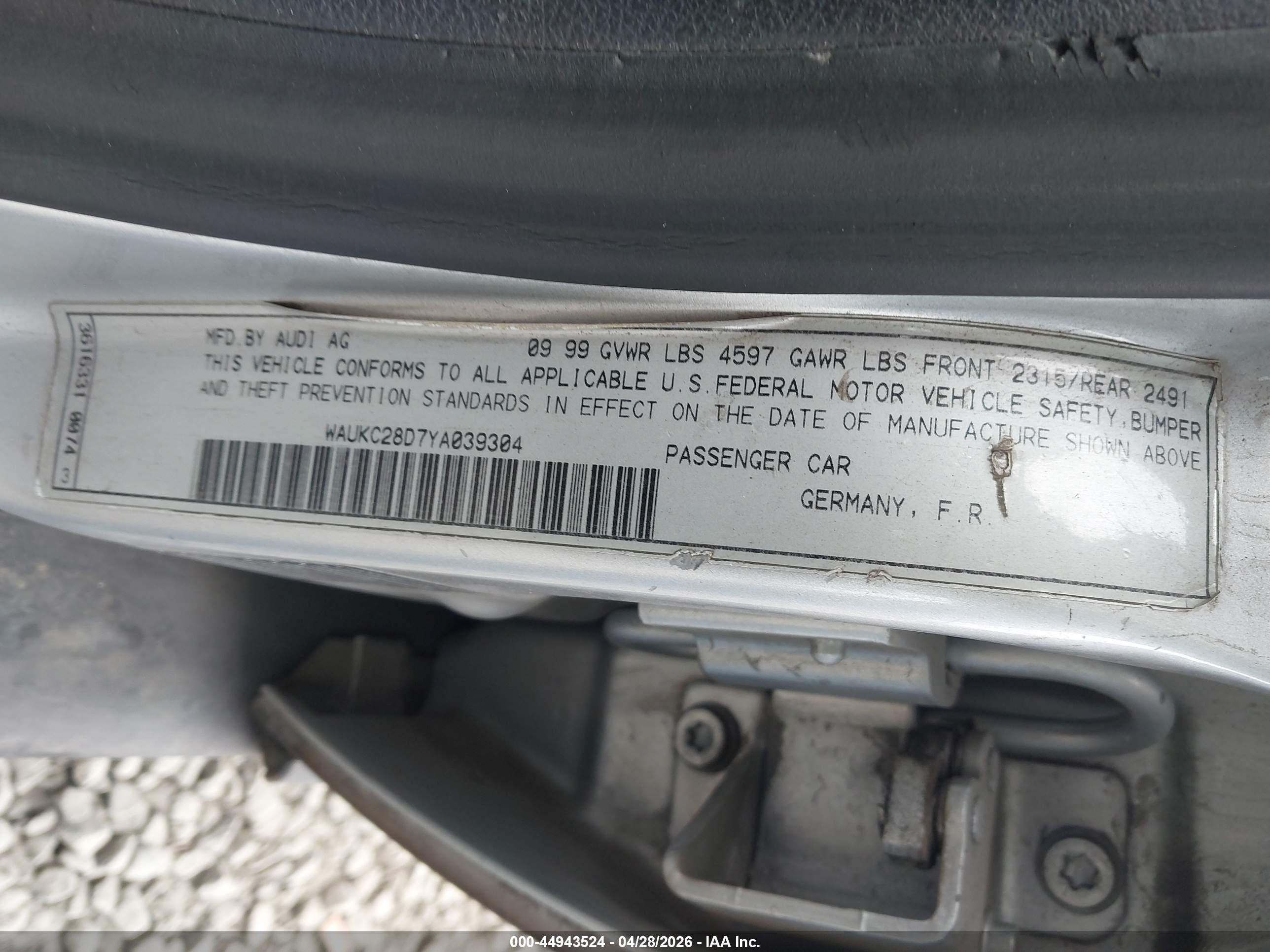 2000 Audi A4 1.8t Avant/1.8t Avant (m5) Серебряный vin: WAUKC28D7YA039304