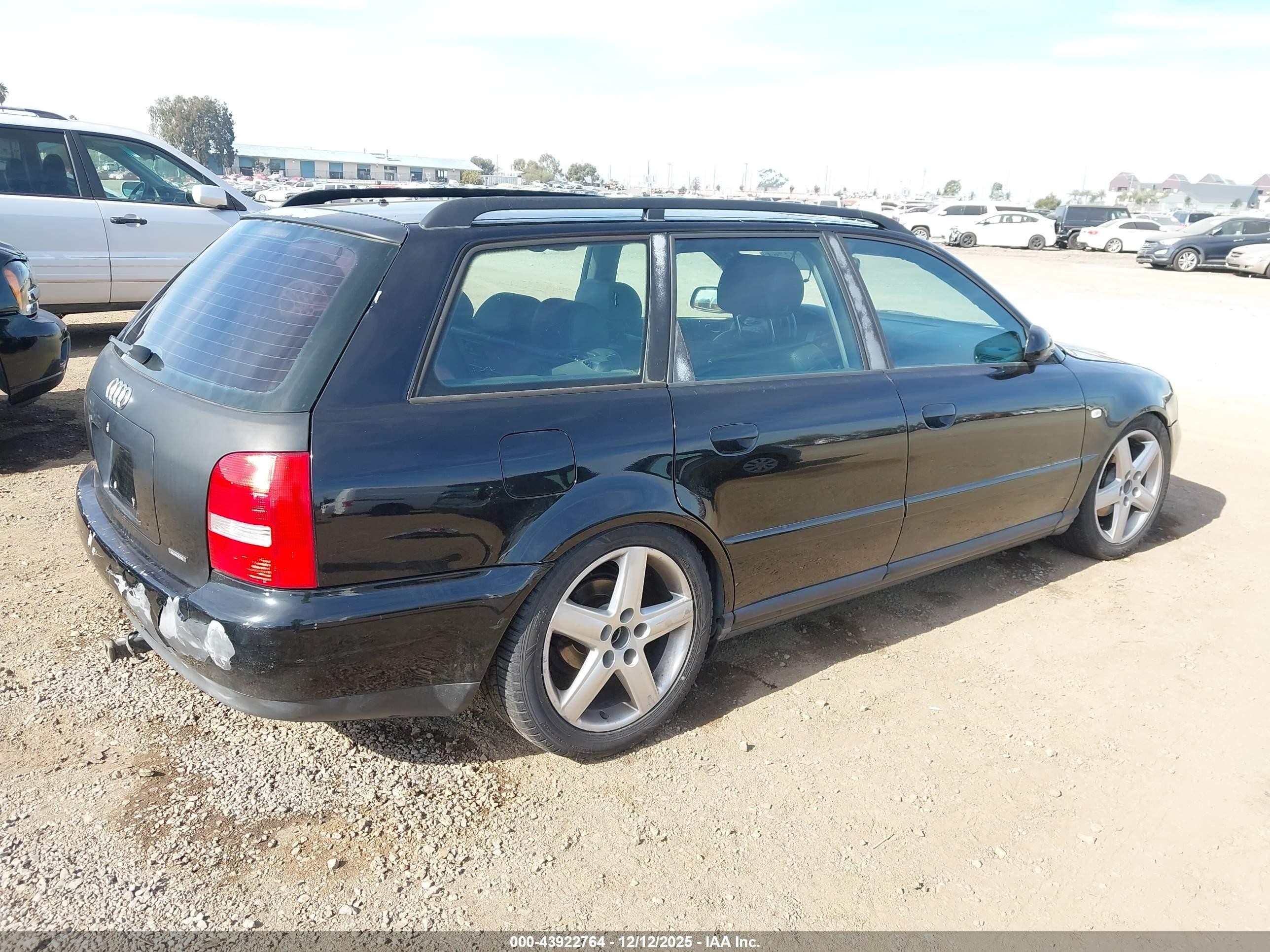 2000 Audi A4 1.8t Avant Black vin: WAUKC68D6YA149560