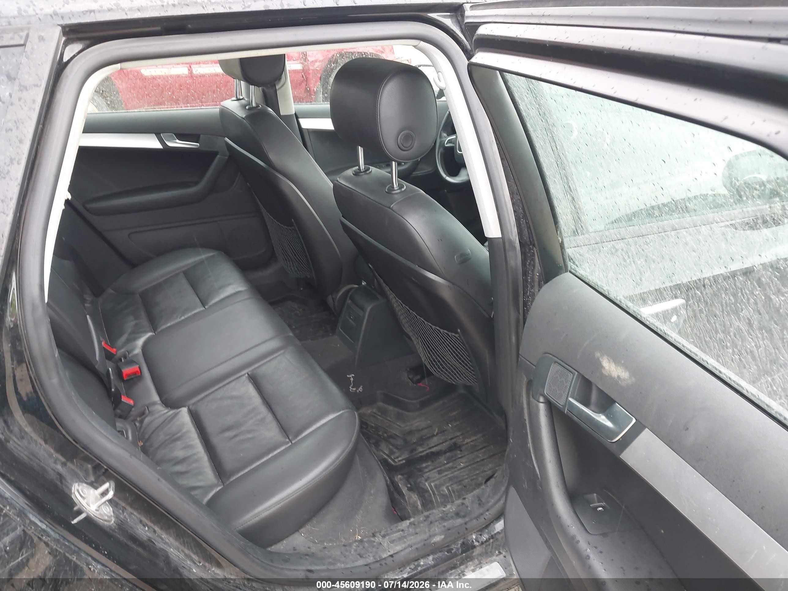 2012 Audi A3 2.0t Premium Plus Черный vin: WAUKEAFM7CA029422