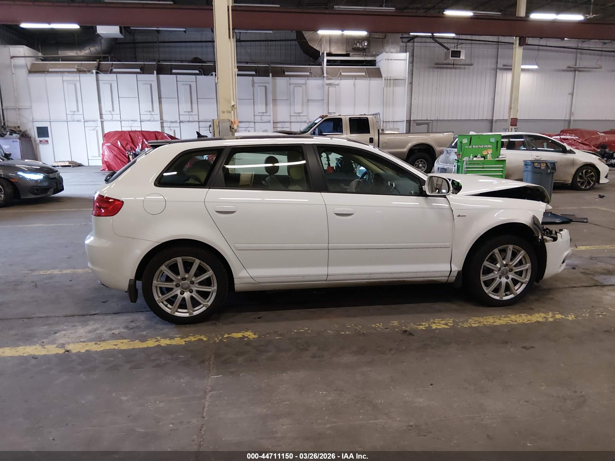 2010 Audi A3 2.0t Premium White vin: WAUKEBFM6AA168556