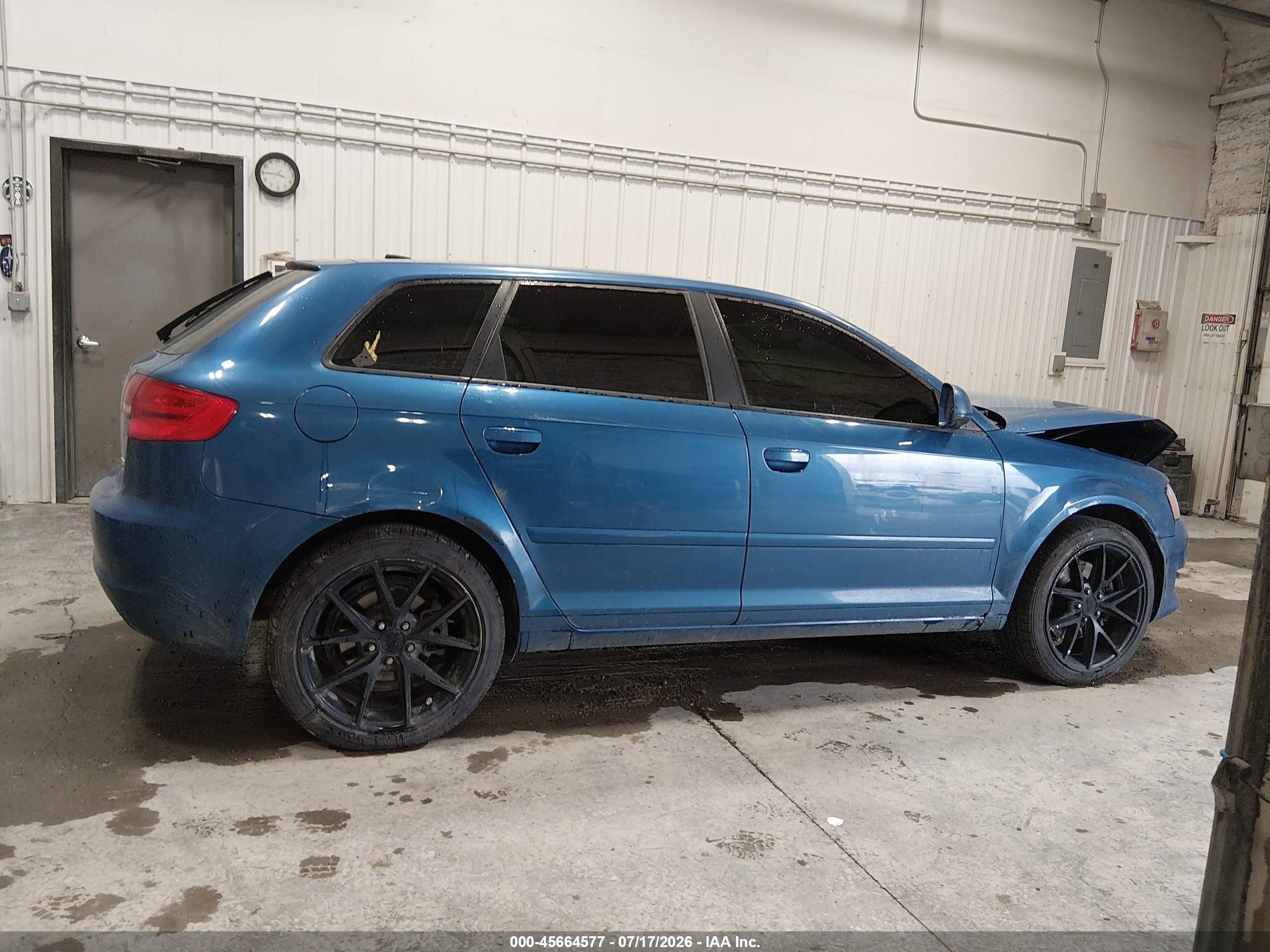 2009 Audi A3 2.0t Blue vin: WAUKF78P19A112327
