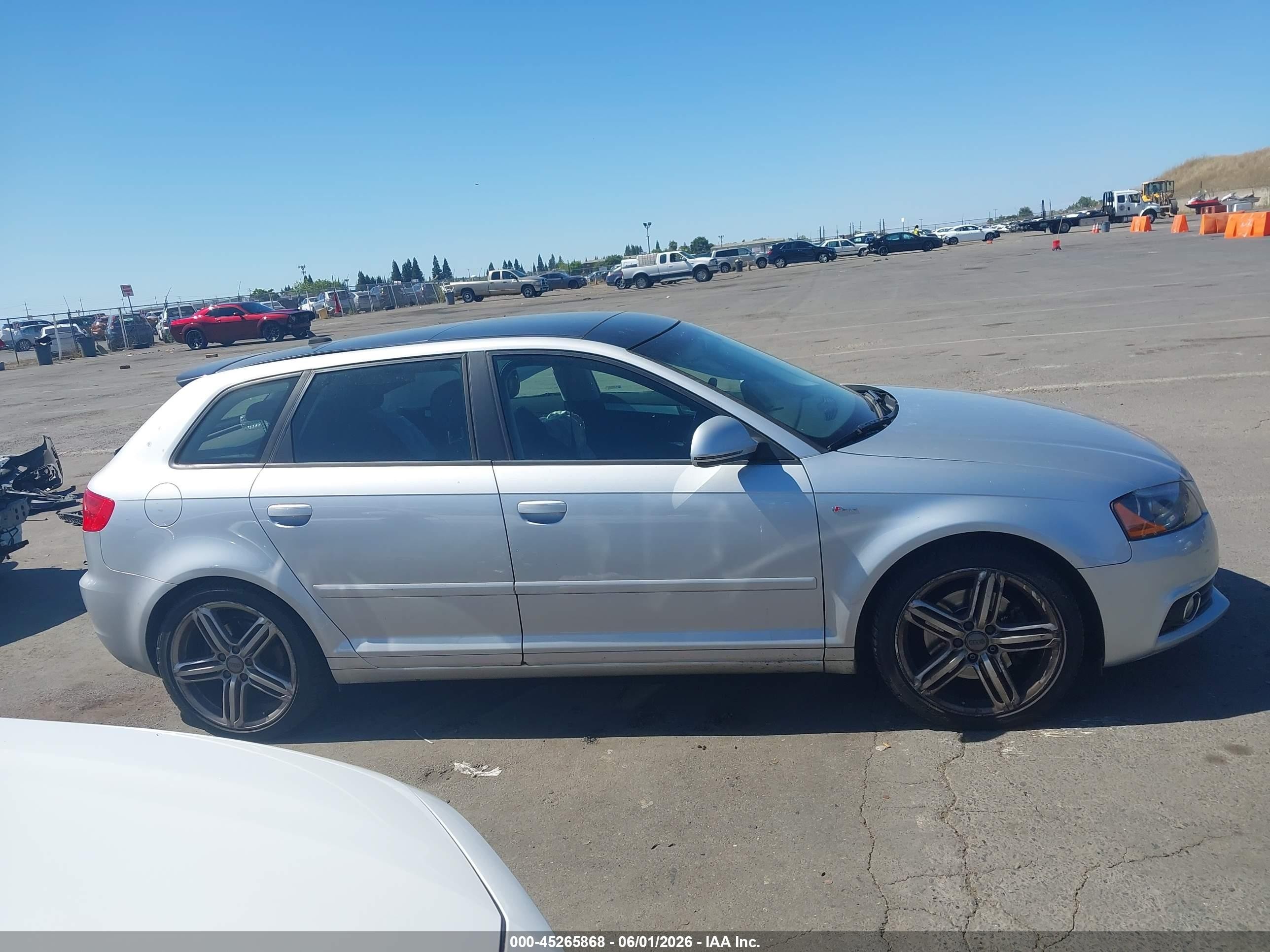 2009 Audi A3 2.0t Silver vin: WAUKF98P39A070643