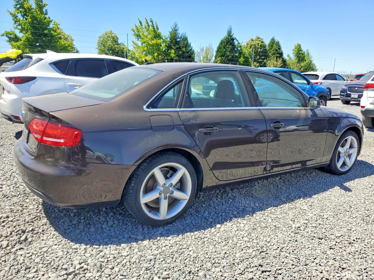 2011 Audi A4 Prestige Коричневый vin: WAUKFAFL1BN008660