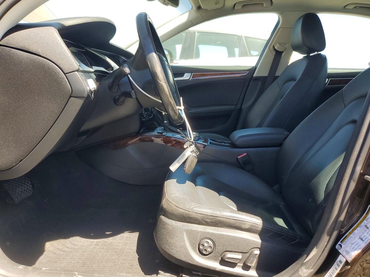 2011 Audi A4 Prestige Коричневый vin: WAUKFAFL1BN008660