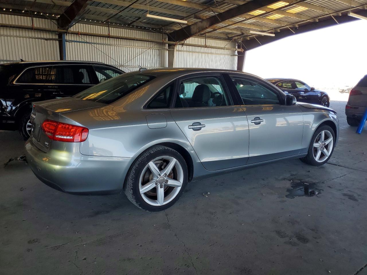 2011 Audi A4 Prestige Gray vin: WAUKFAFL3BN056936