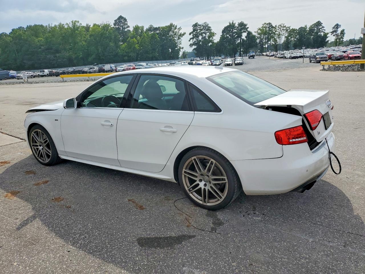 2010 Audi A4 Prestige White vin: WAUKFAFL4AN013530