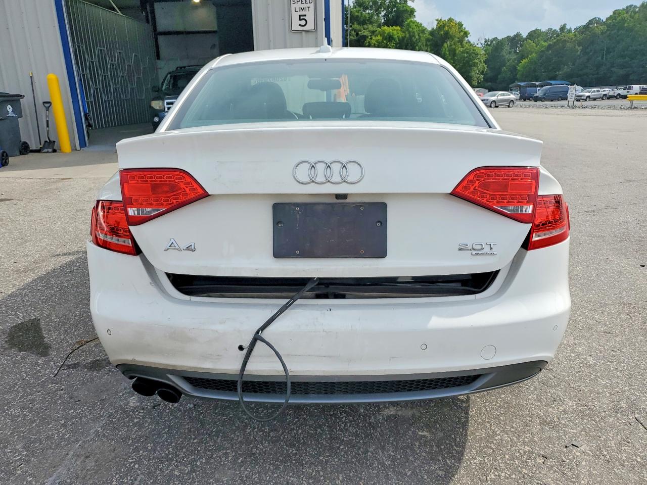 2010 Audi A4 Prestige White vin: WAUKFAFL4AN013530