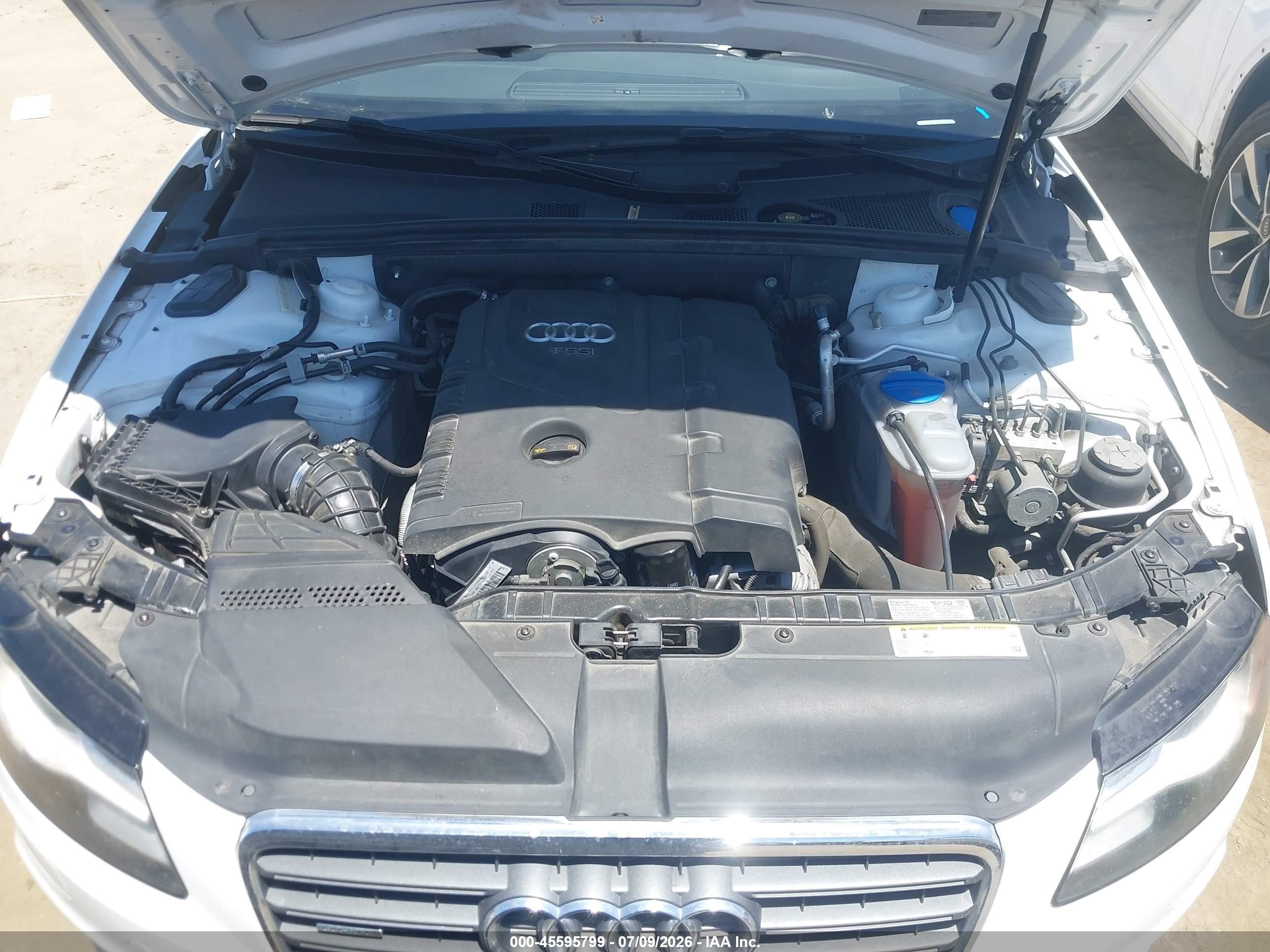 2012 Audi A4 2.0t Premium Plus White vin: WAUKFCFL2CN014383