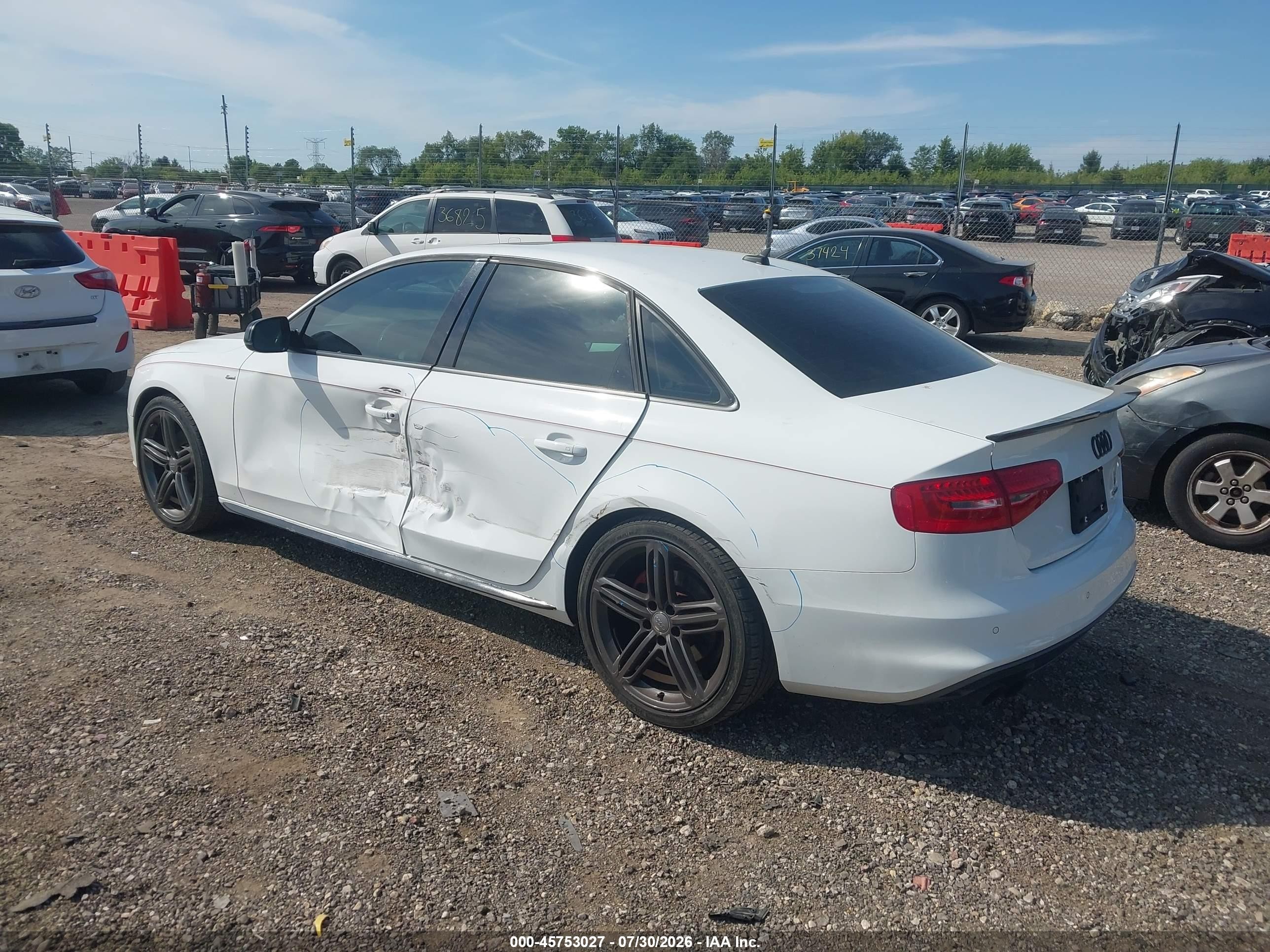 2015 Audi A4 2.0t Premium White vin: WAUKFCFL6FN027688