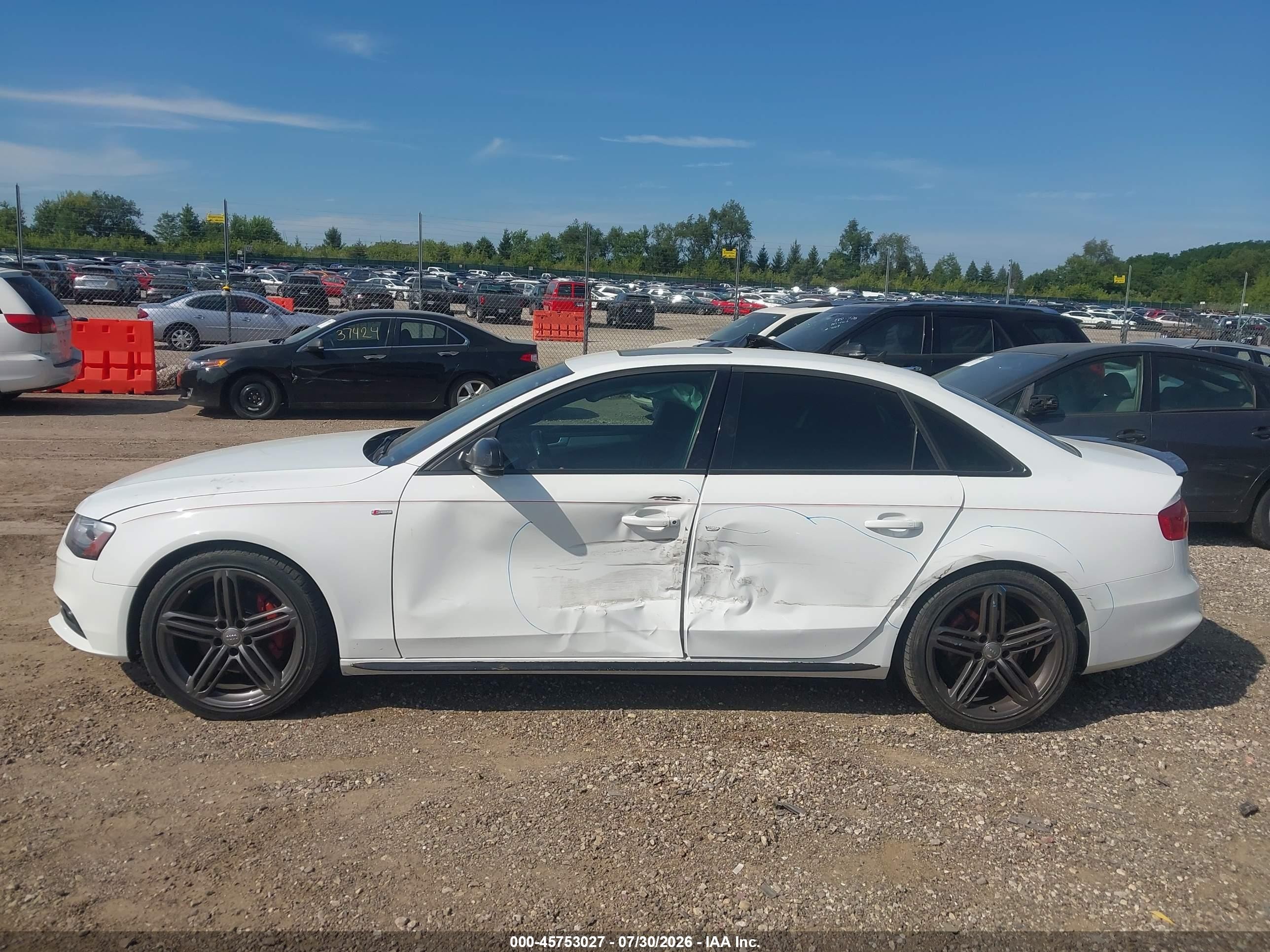 2015 Audi A4 2.0t Premium White vin: WAUKFCFL6FN027688