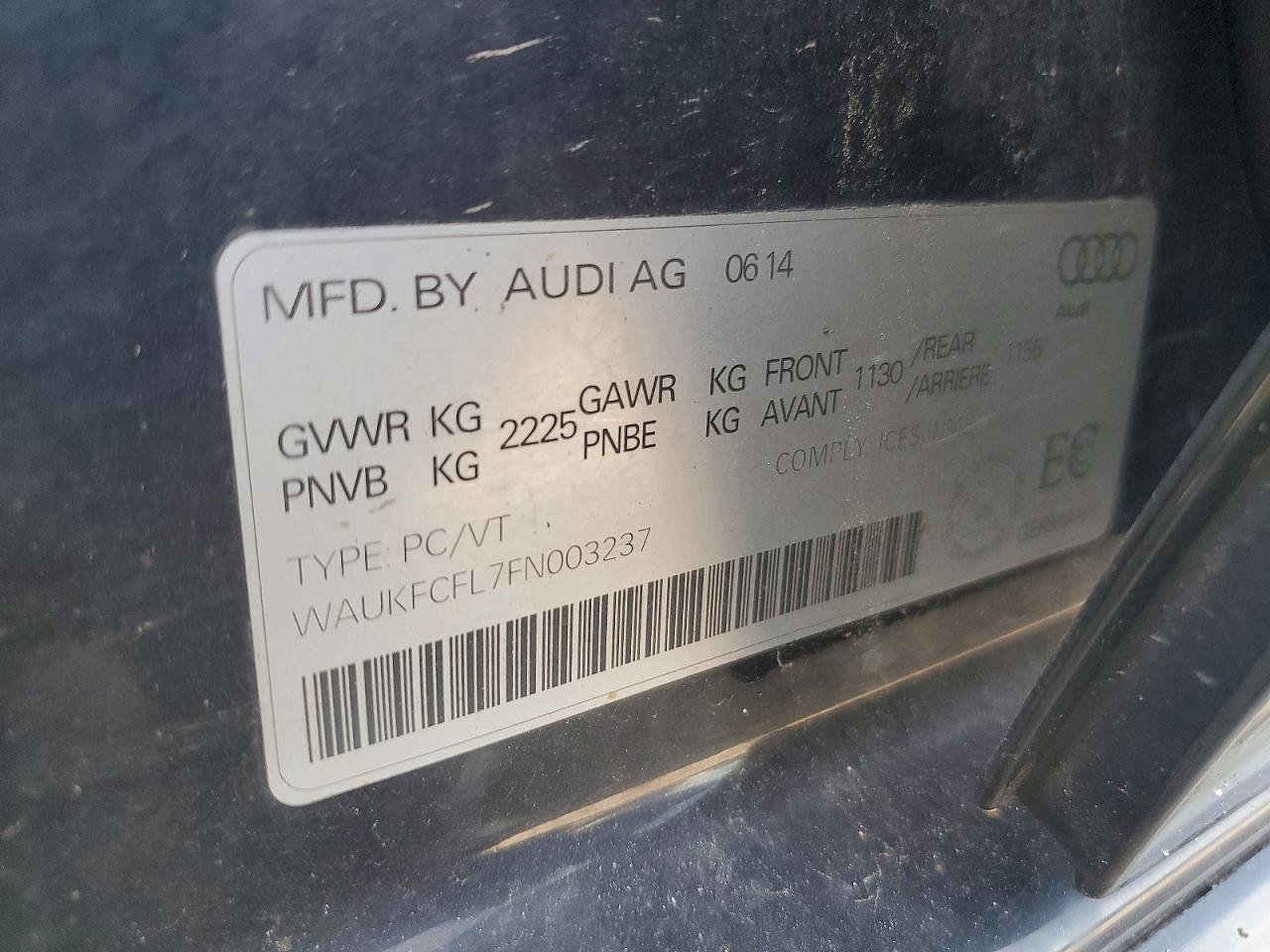 2015 Audi A4 Prestige Black vin: WAUKFCFL7FN003237