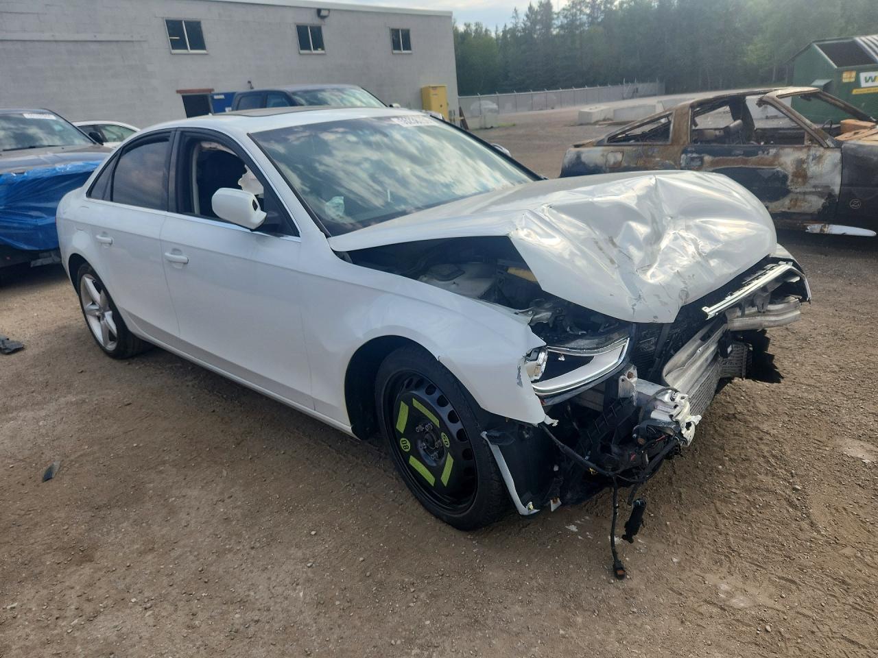 2013 Audi A4 Prestige White vin: WAUKFCFL9DN029416