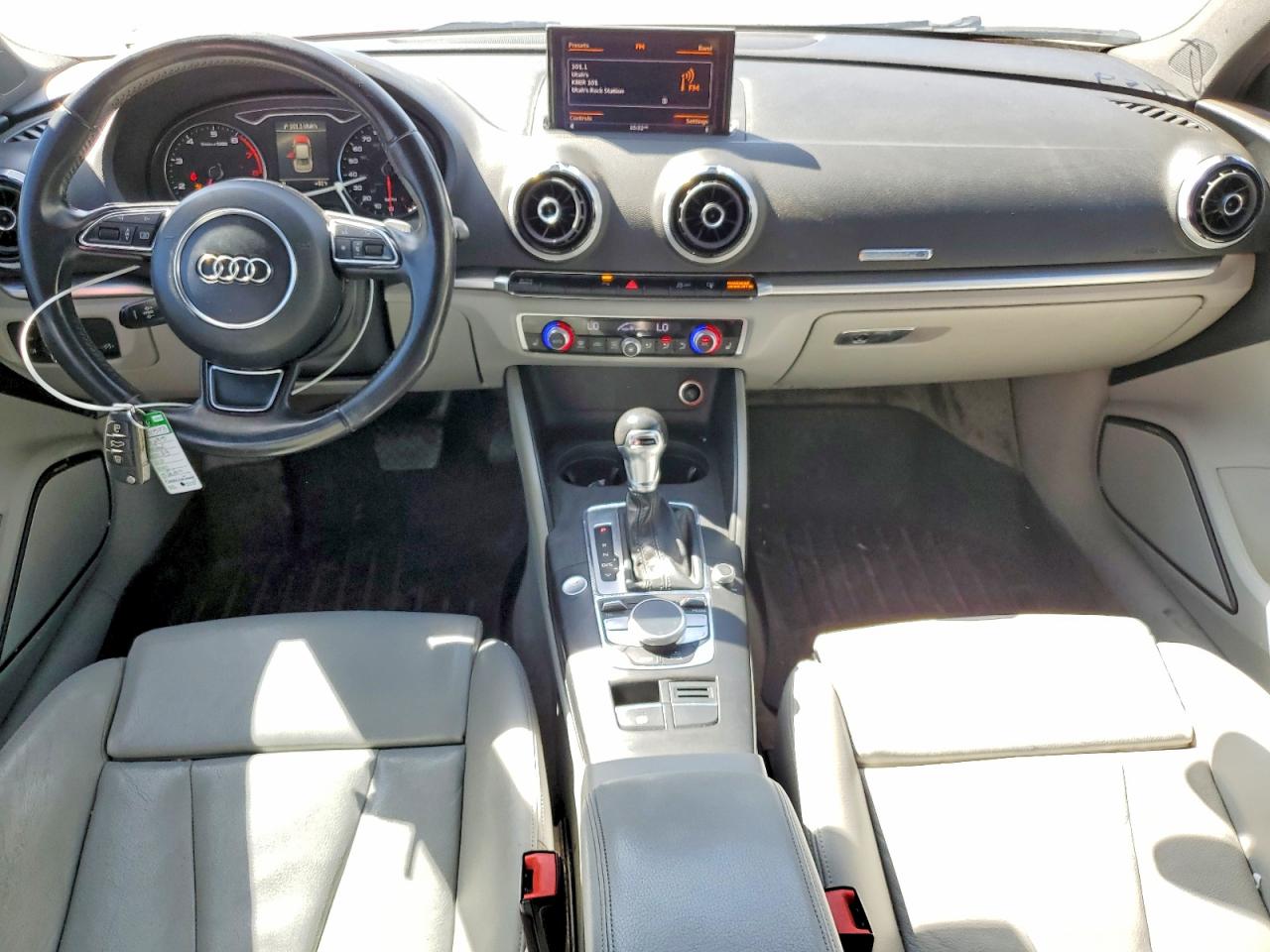 2015 Audi A3 Prestige S-line Красный vin: WAUKFGFF1F1062468