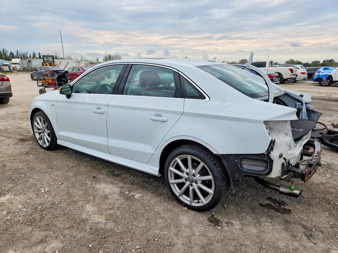 2015 Audi A3 Prestige S-line White vin: WAUKFHFF3F1021622