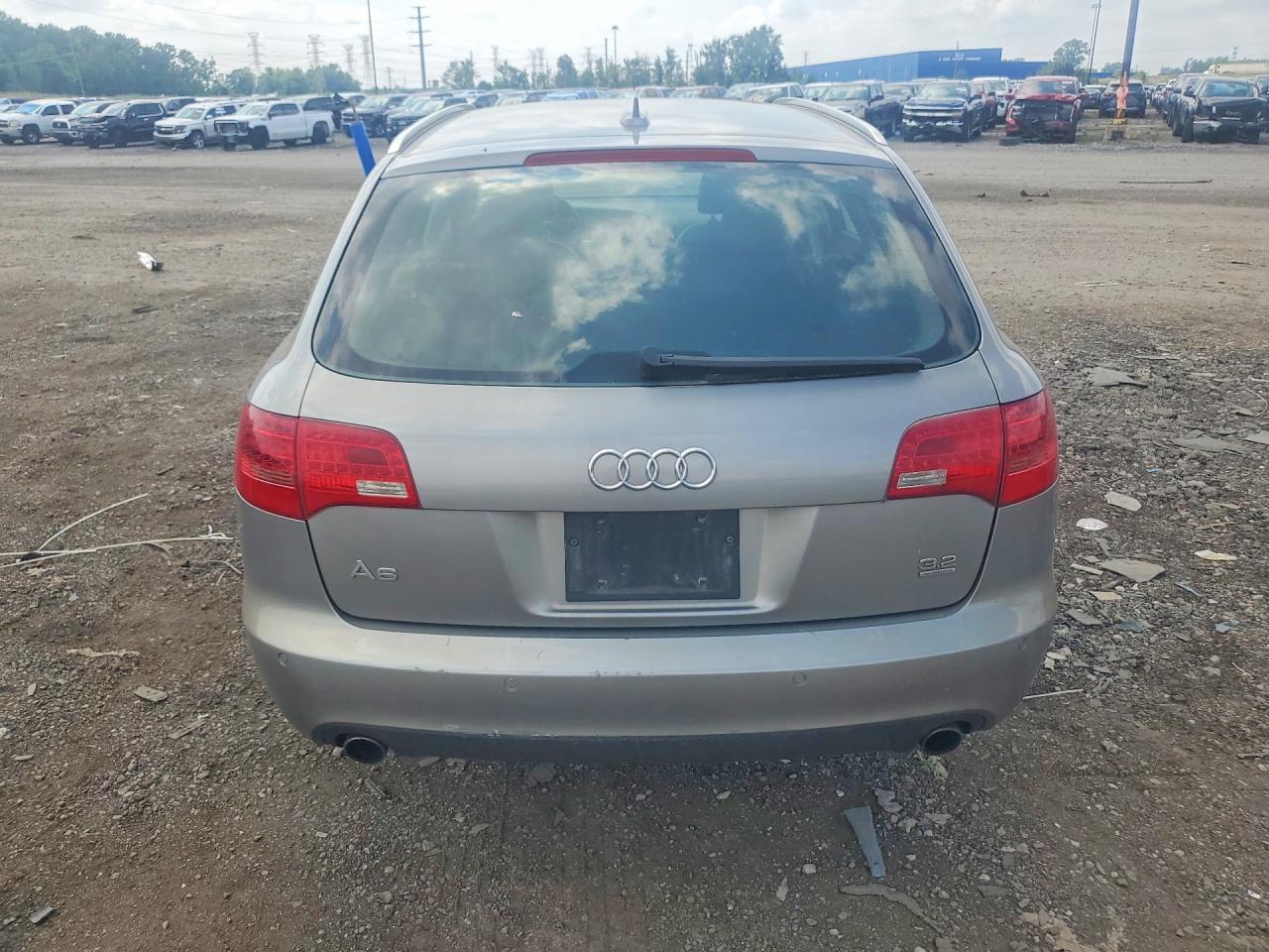 2006 Audi A6 Avant Quattro Серебряный vin: WAUKG74F86N068941